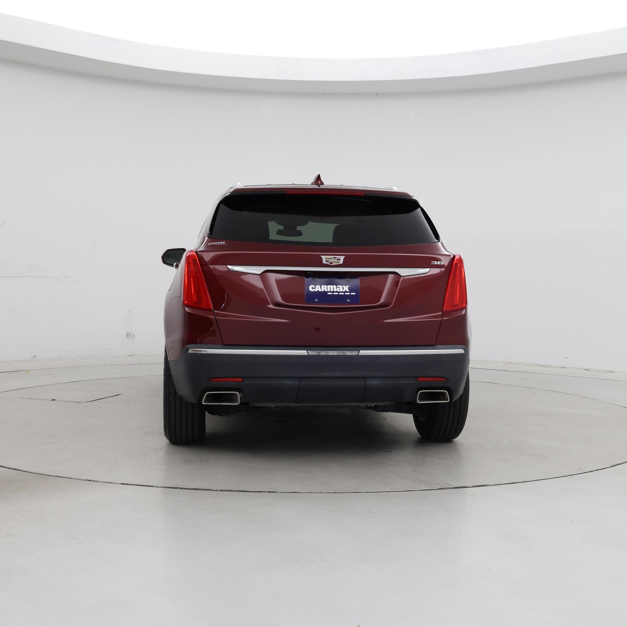 Thumbnail: 2017 Cadillac XT5 - 6