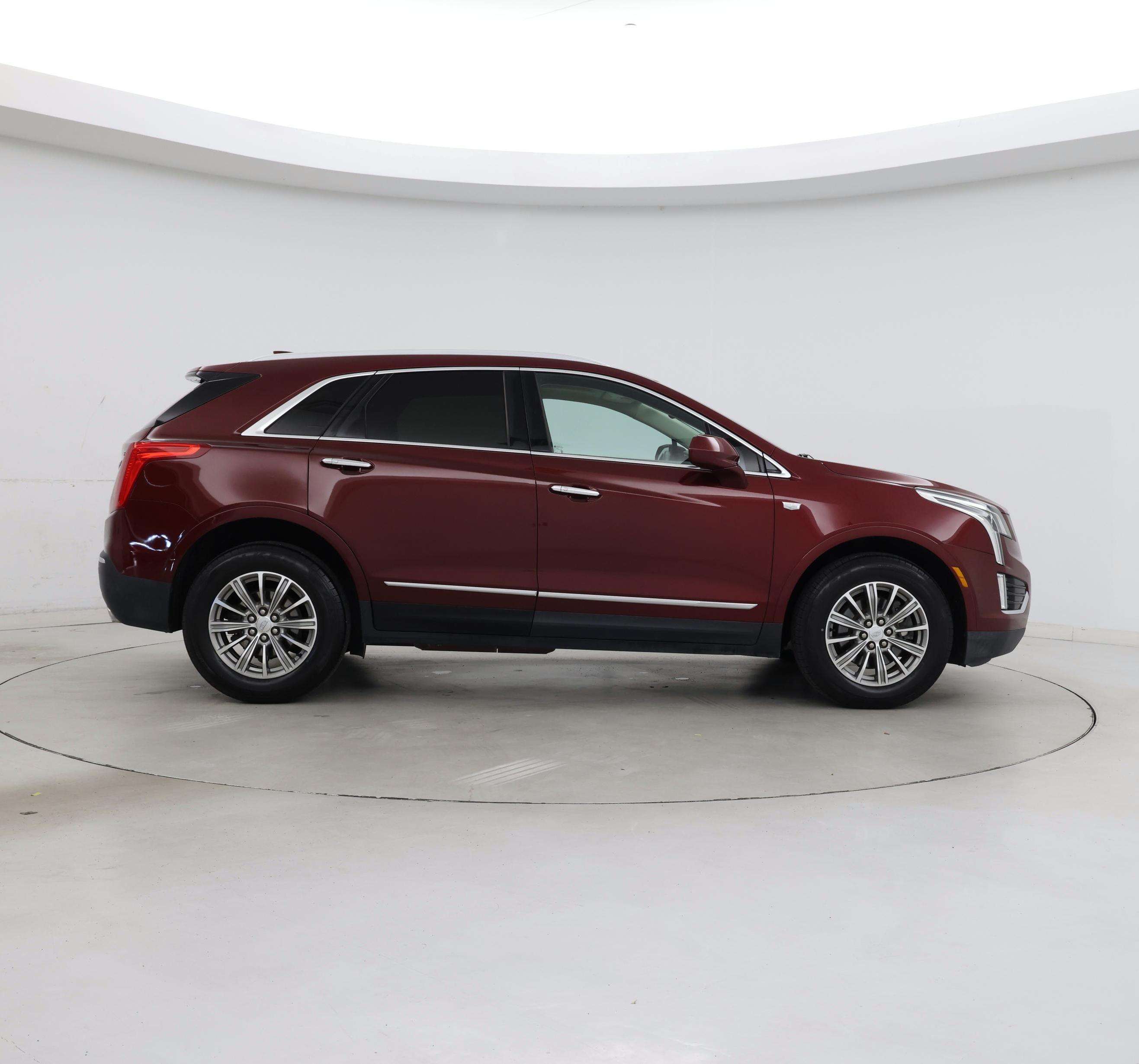 Thumbnail: 2017 Cadillac XT5 - 7