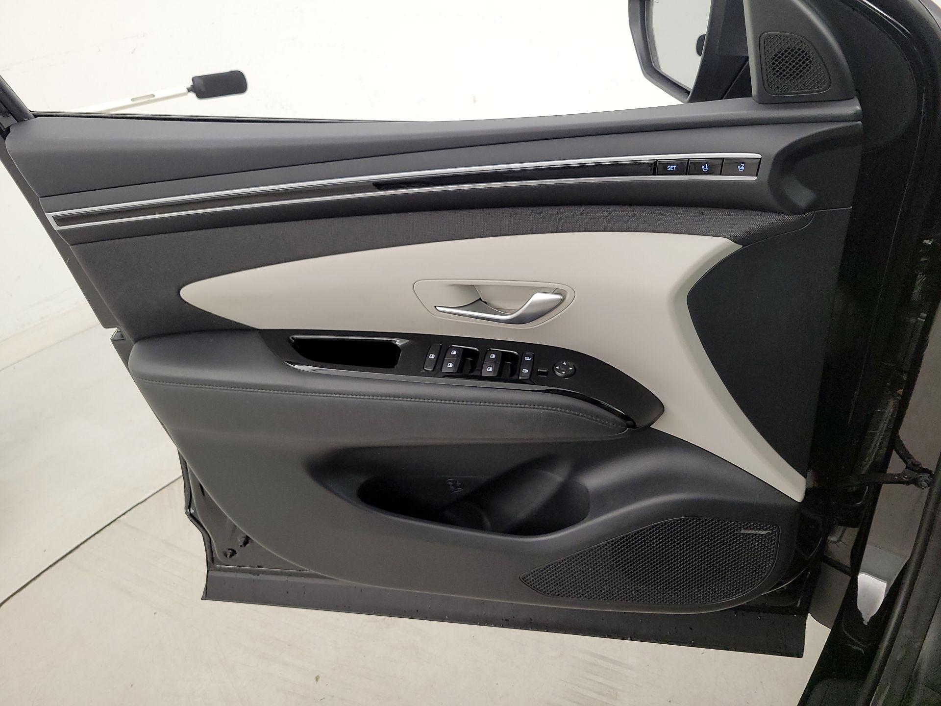 Thumbnail: 2022 Hyundai Tucson - 12