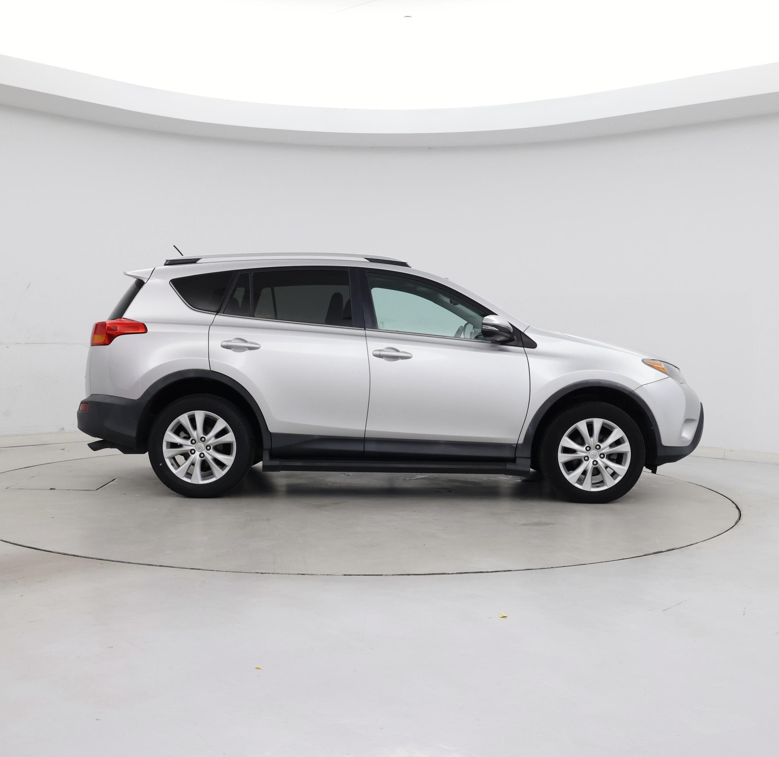 Thumbnail: 2015 Toyota RAV4 - 7