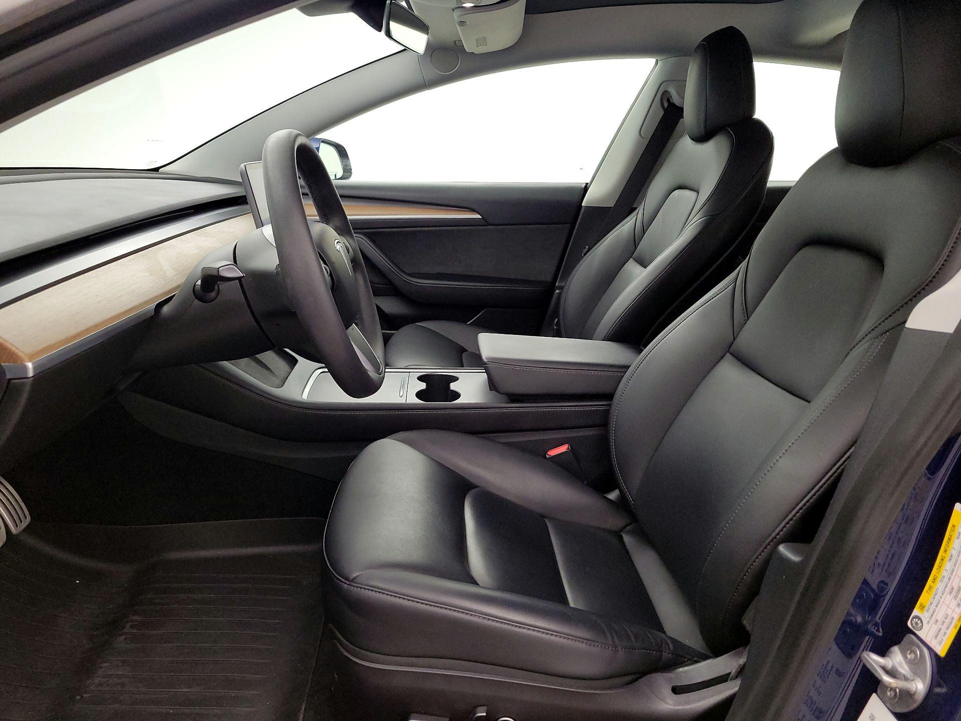 Thumbnail: 2021 Tesla Model 3 - 11