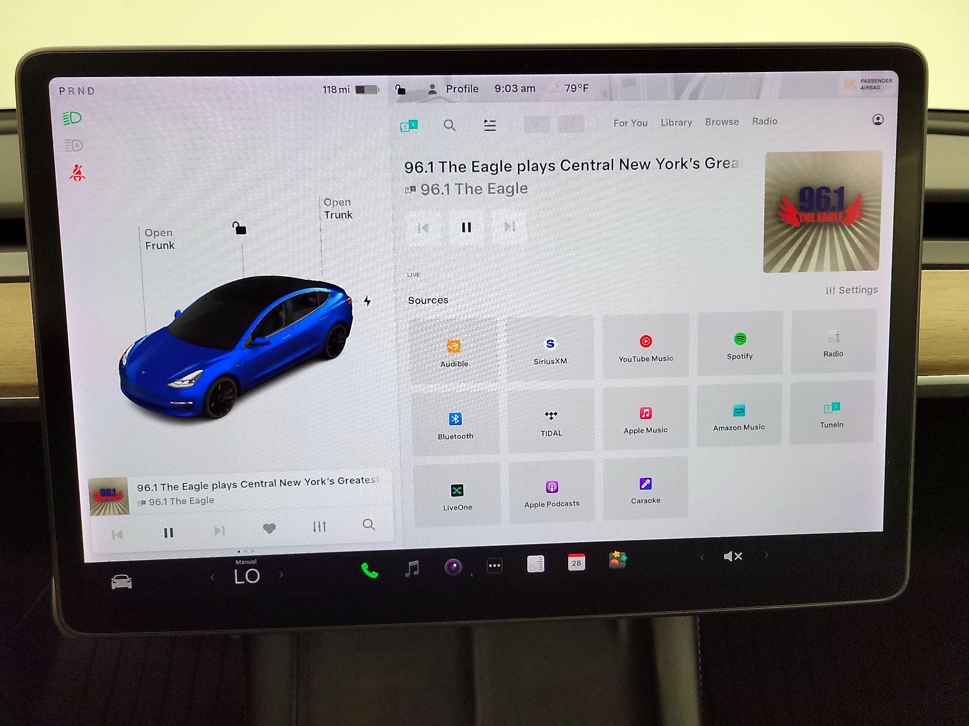 Thumbnail: 2021 Tesla Model 3 - 15
