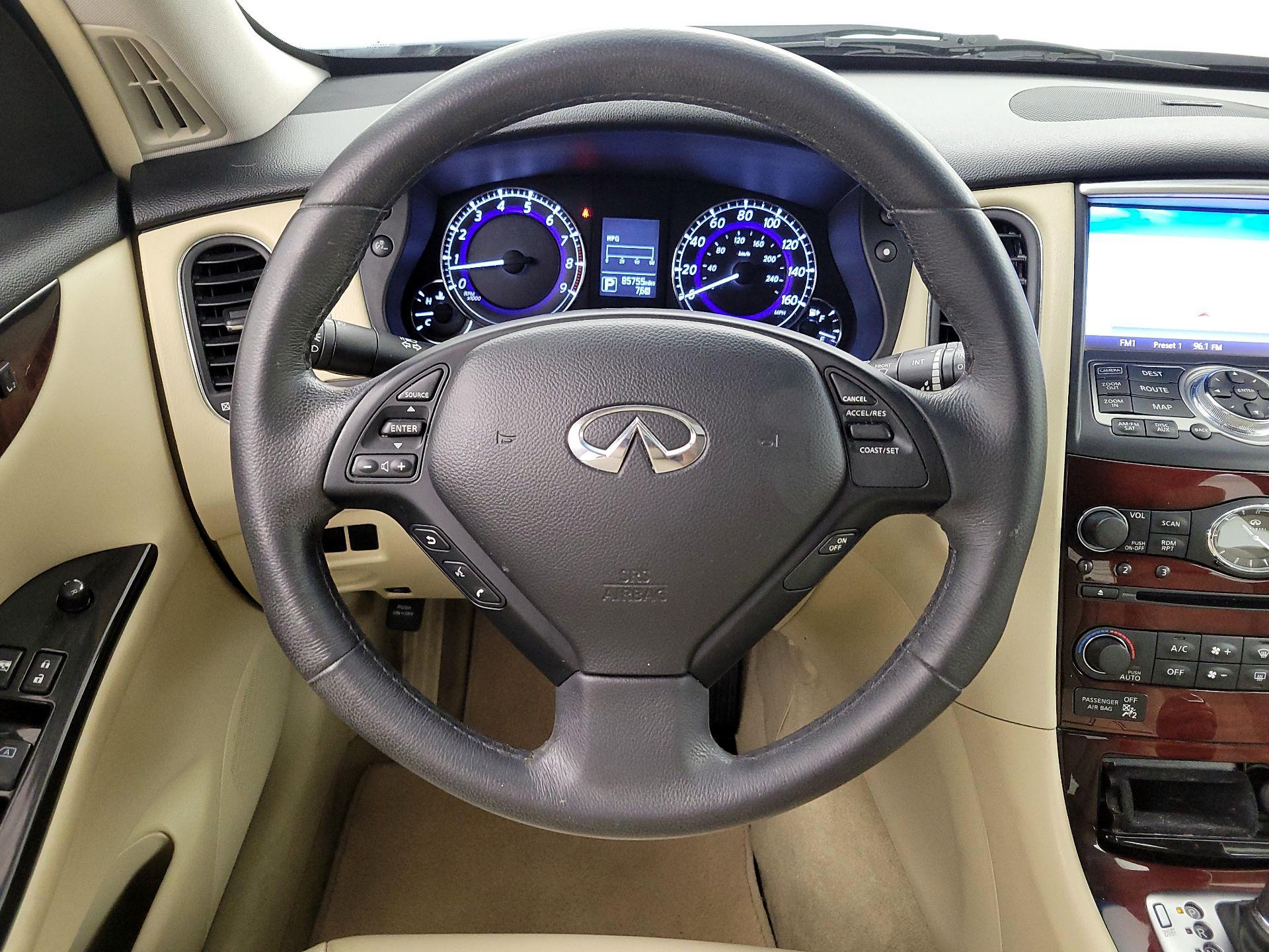 Thumbnail: 2016 INFINITI QX50 - 10