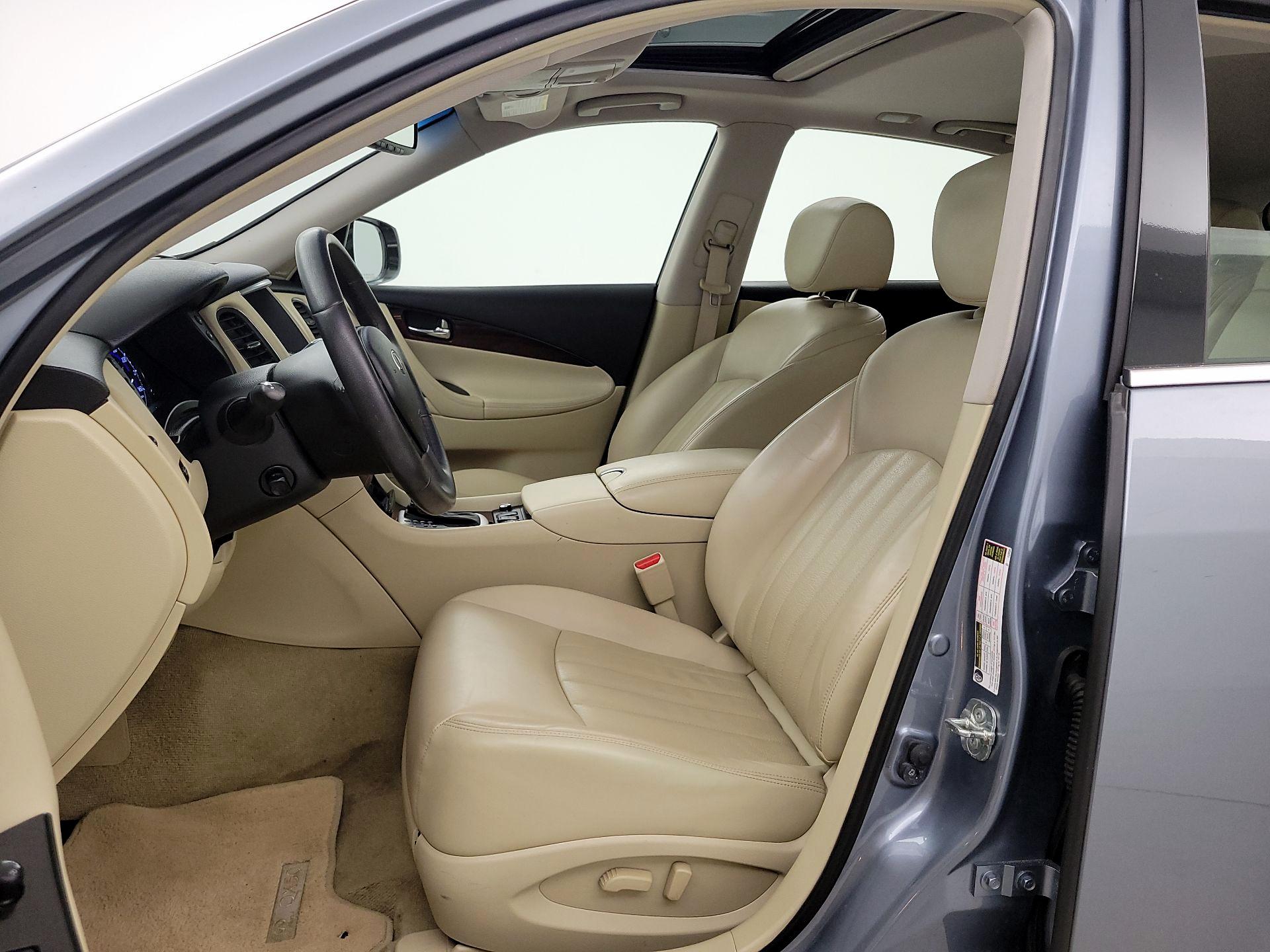 Thumbnail: 2016 INFINITI QX50 - 11