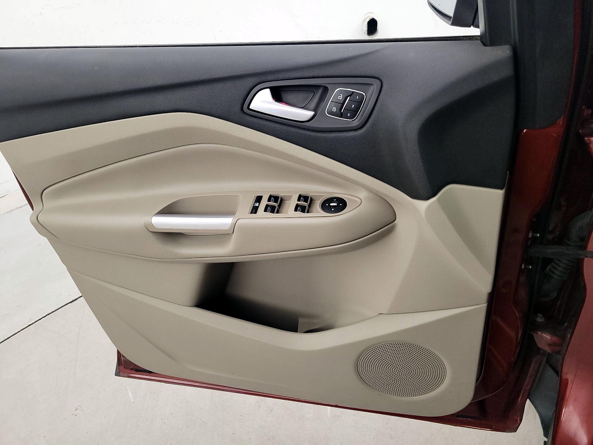 Thumbnail: 2014 Ford Escape - 12