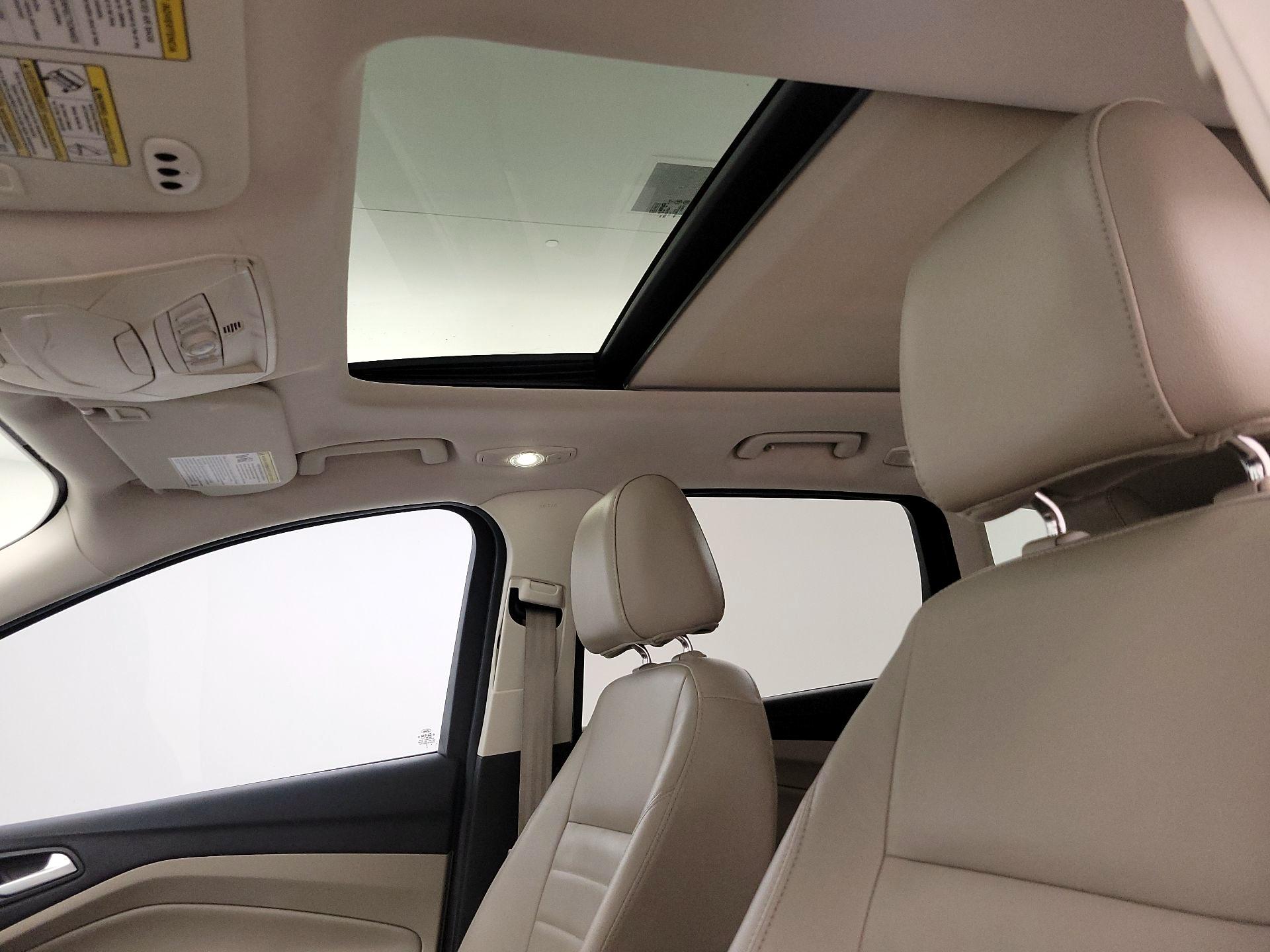 Thumbnail: 2014 Ford Escape - 19