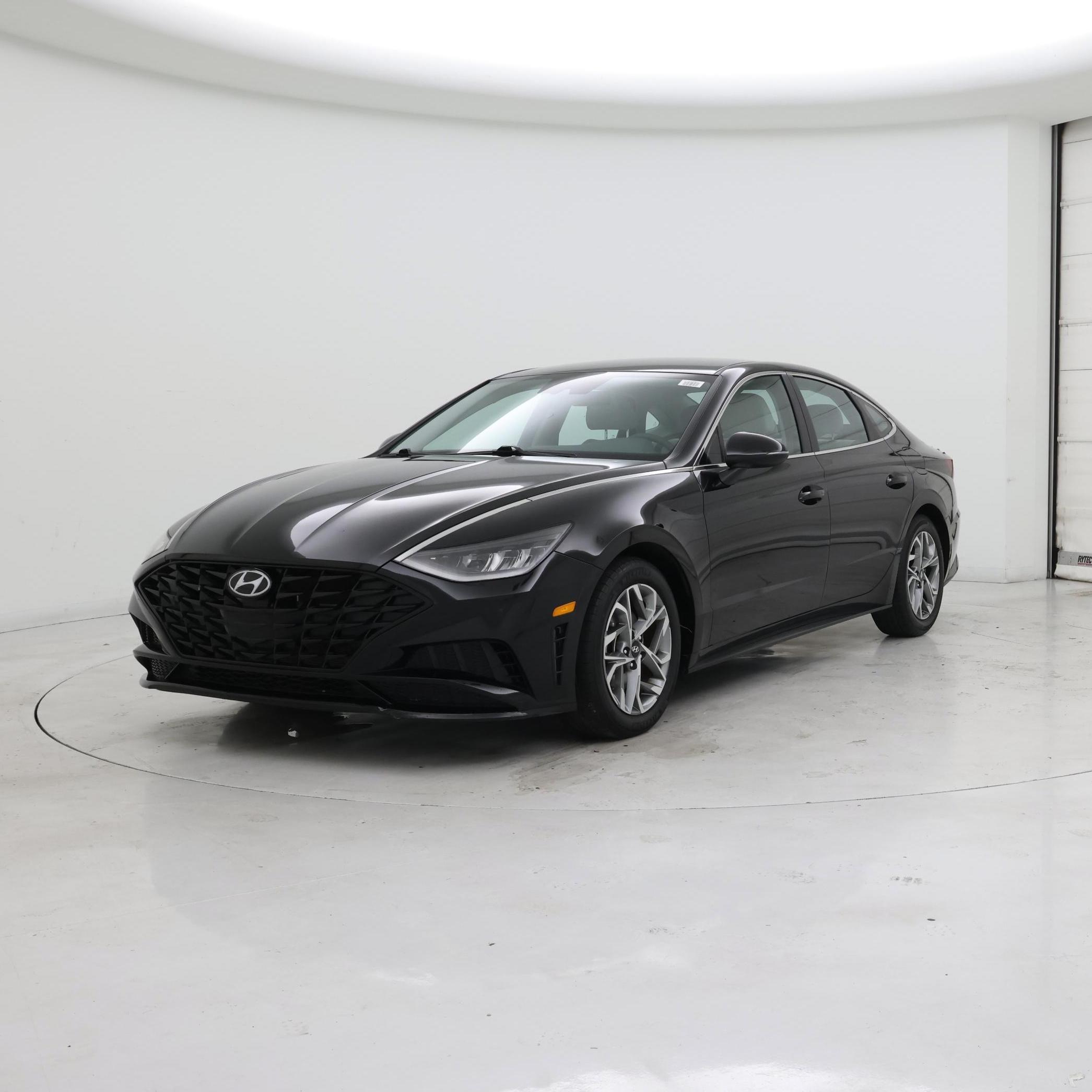 Thumbnail: 2023 Hyundai Sonata - 4