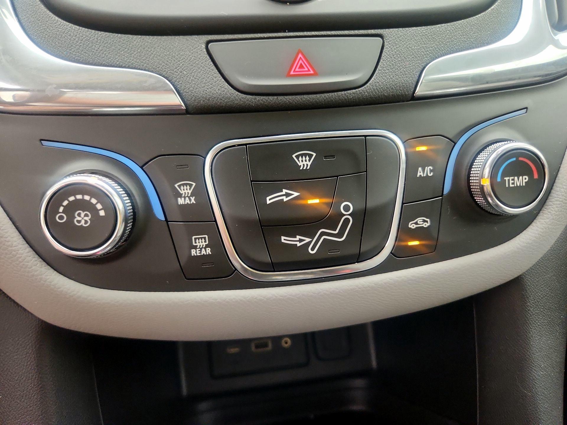 Thumbnail: 2020 Chevrolet Equinox - 16