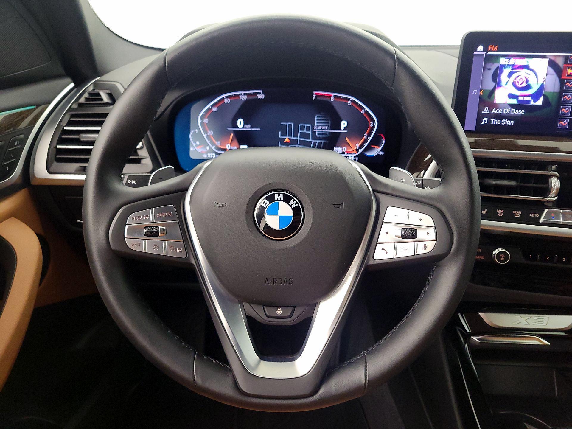 Thumbnail: 2022 BMW X3 - 10