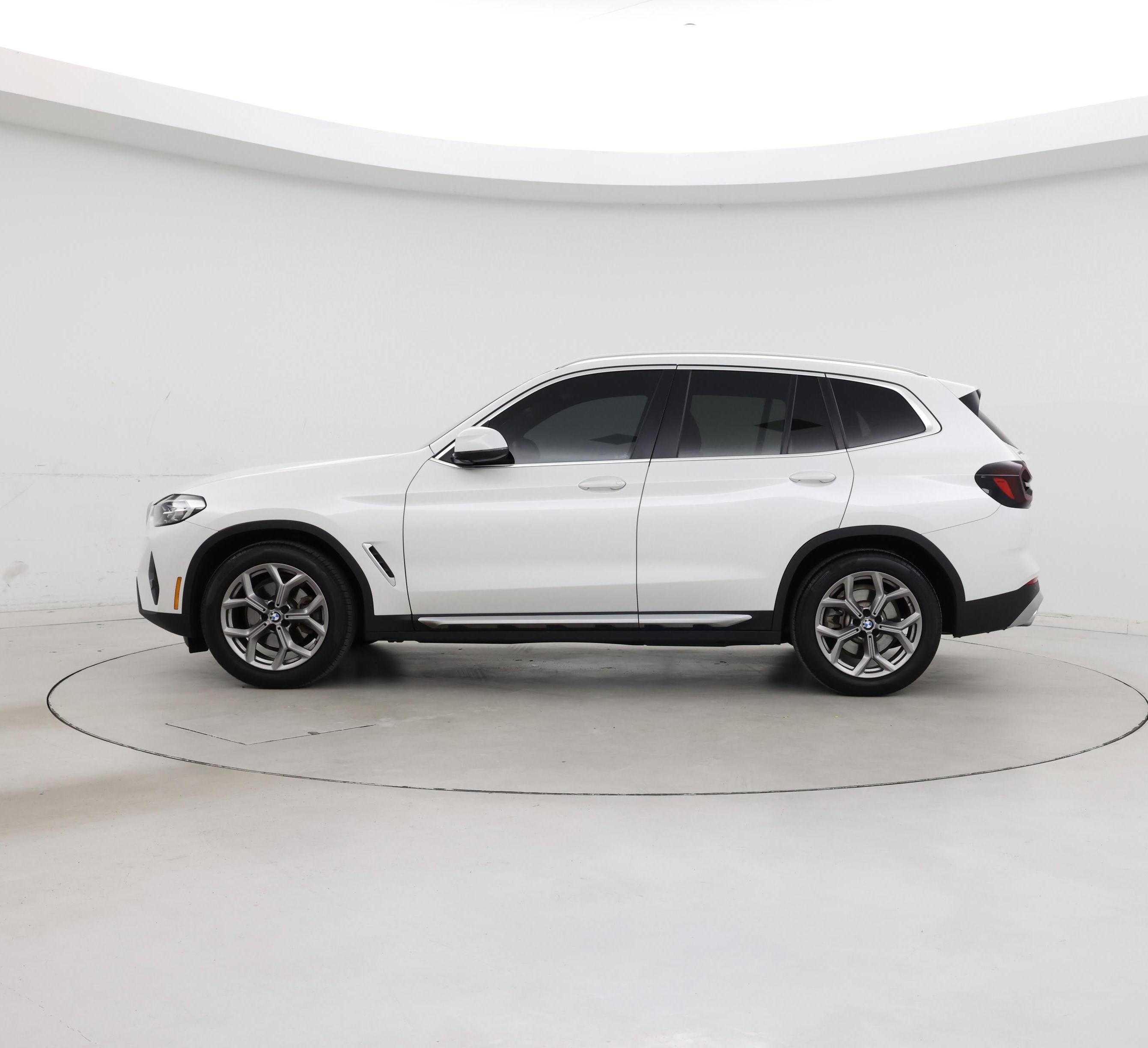 Thumbnail: 2022 BMW X3 - 3