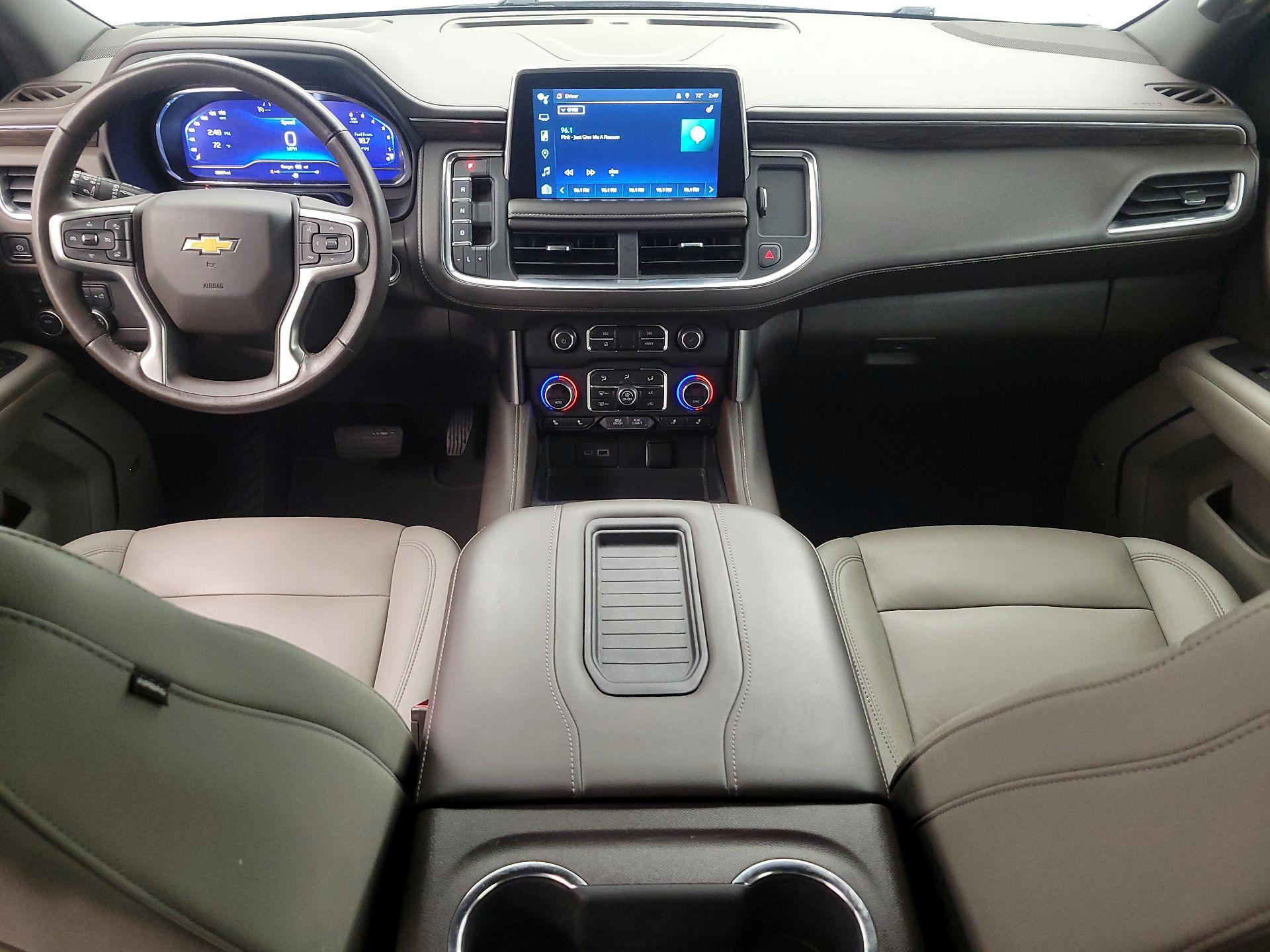 Thumbnail: 2022 Chevrolet Suburban - 9
