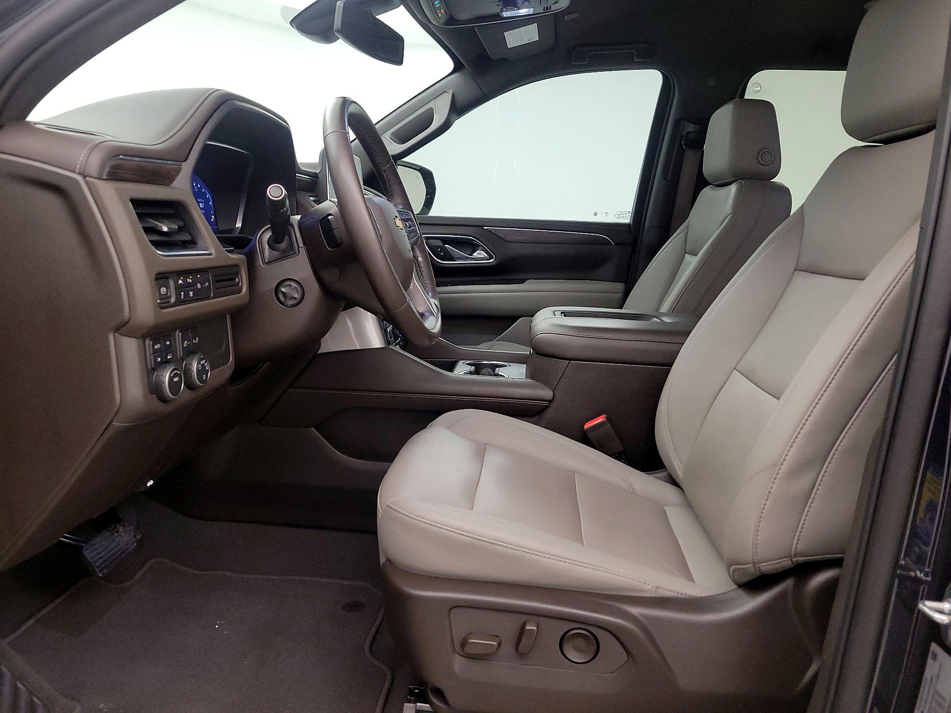 Thumbnail: 2022 Chevrolet Suburban - 11