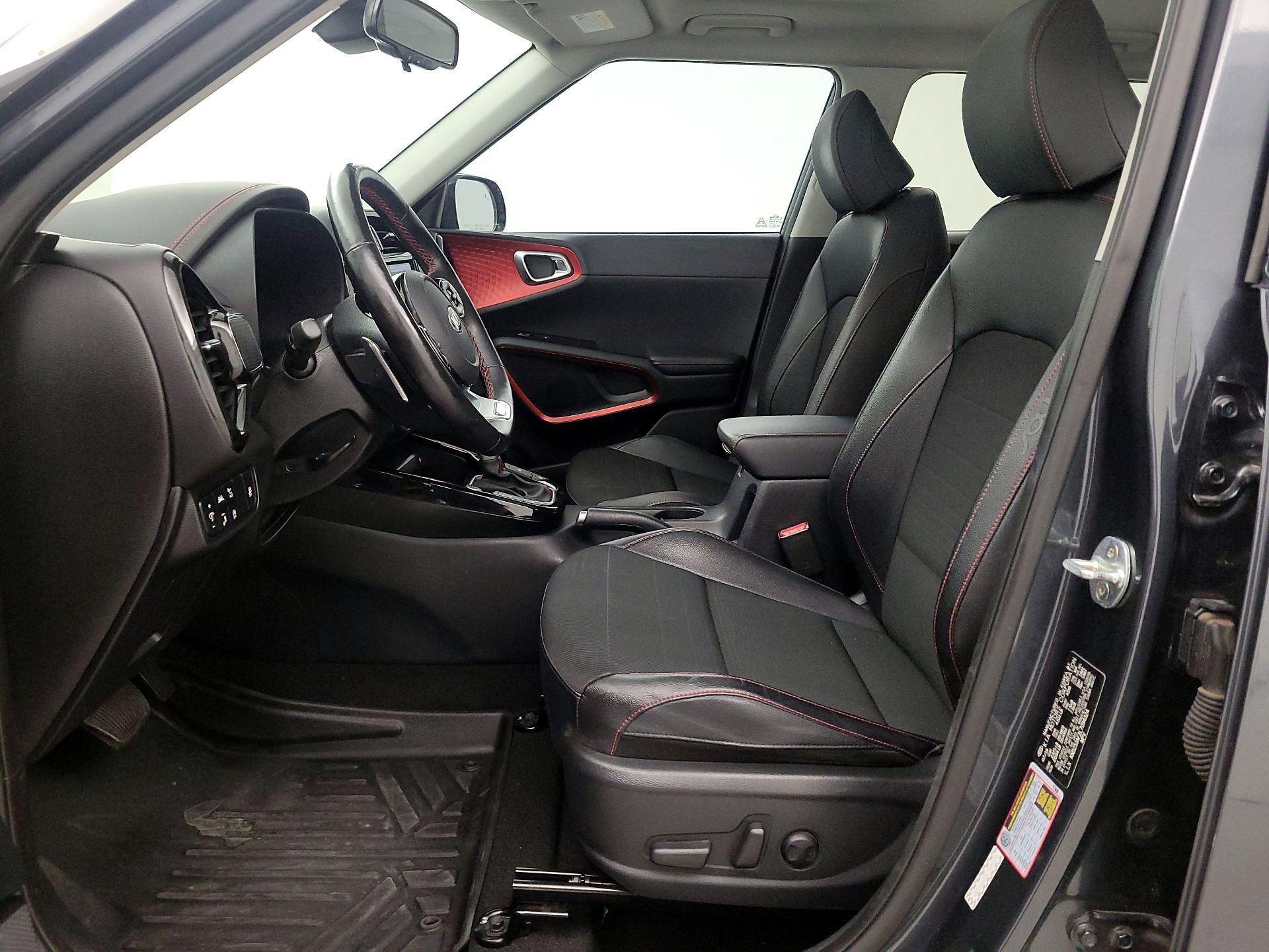 Thumbnail: 2020 Kia Soul - 11