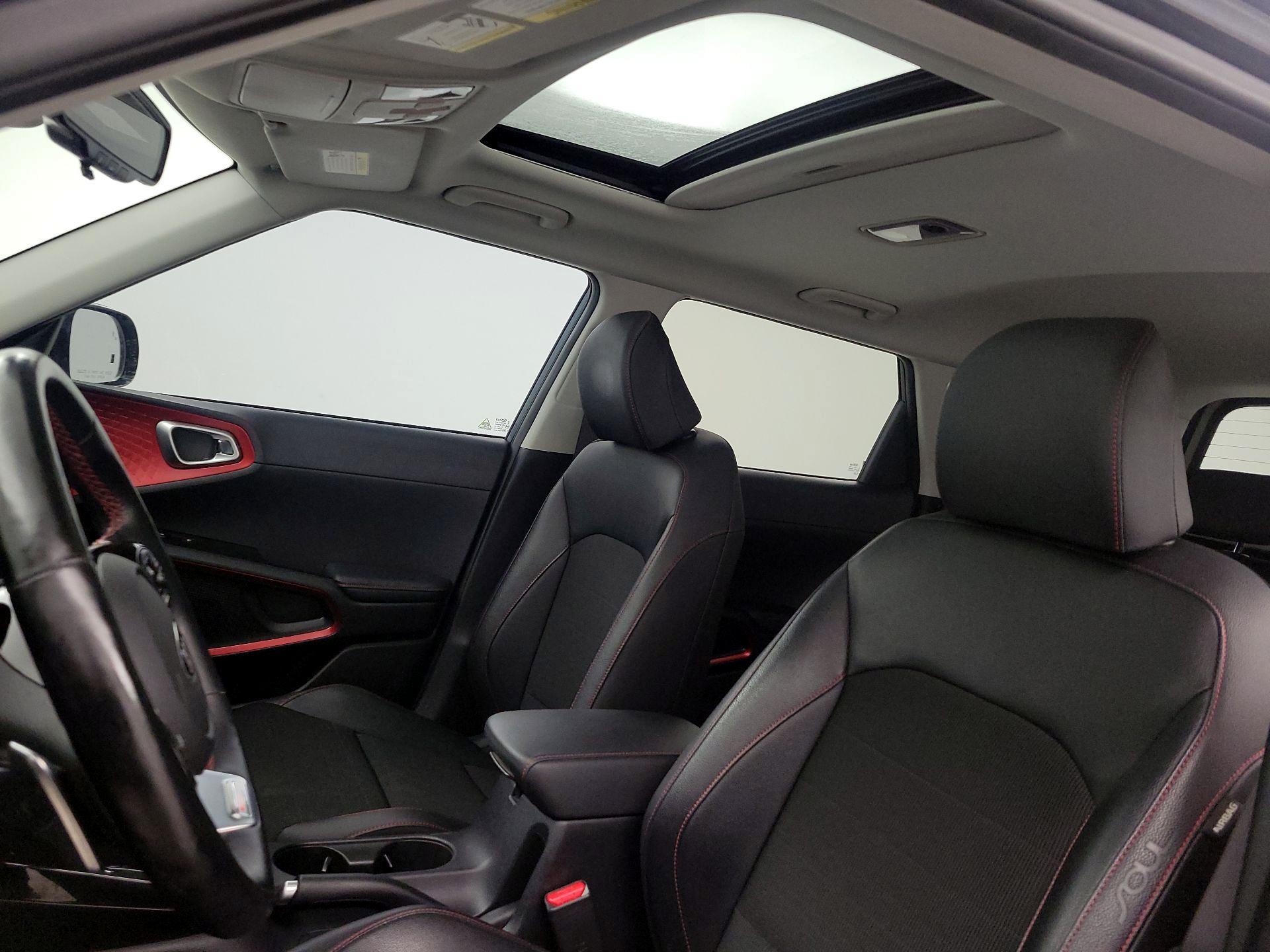Thumbnail: 2020 Kia Soul - 20