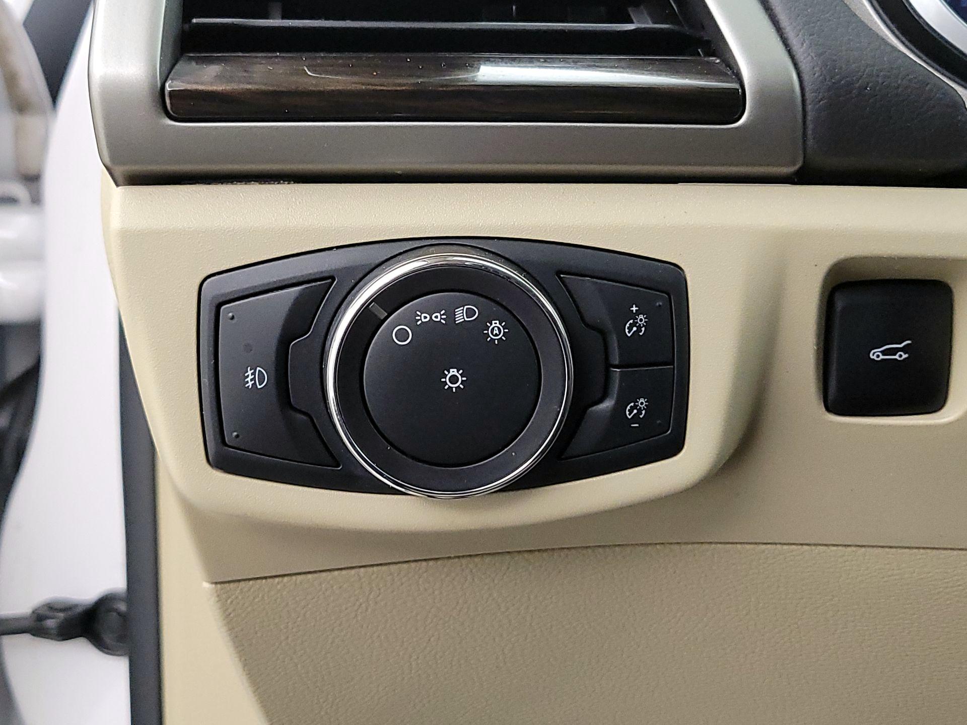 Thumbnail: 2014 Ford Fusion - 13
