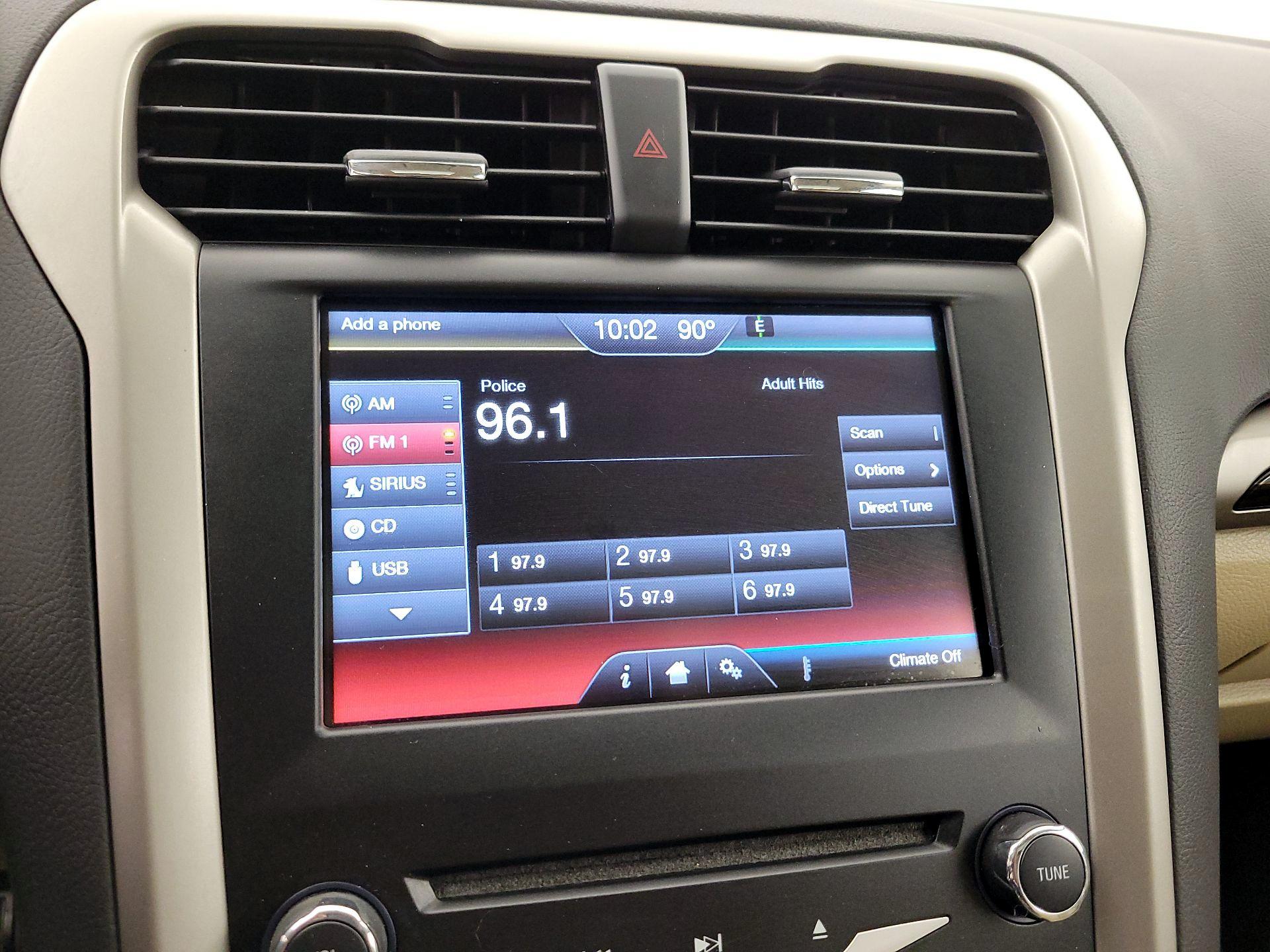 Thumbnail: 2014 Ford Fusion - 15
