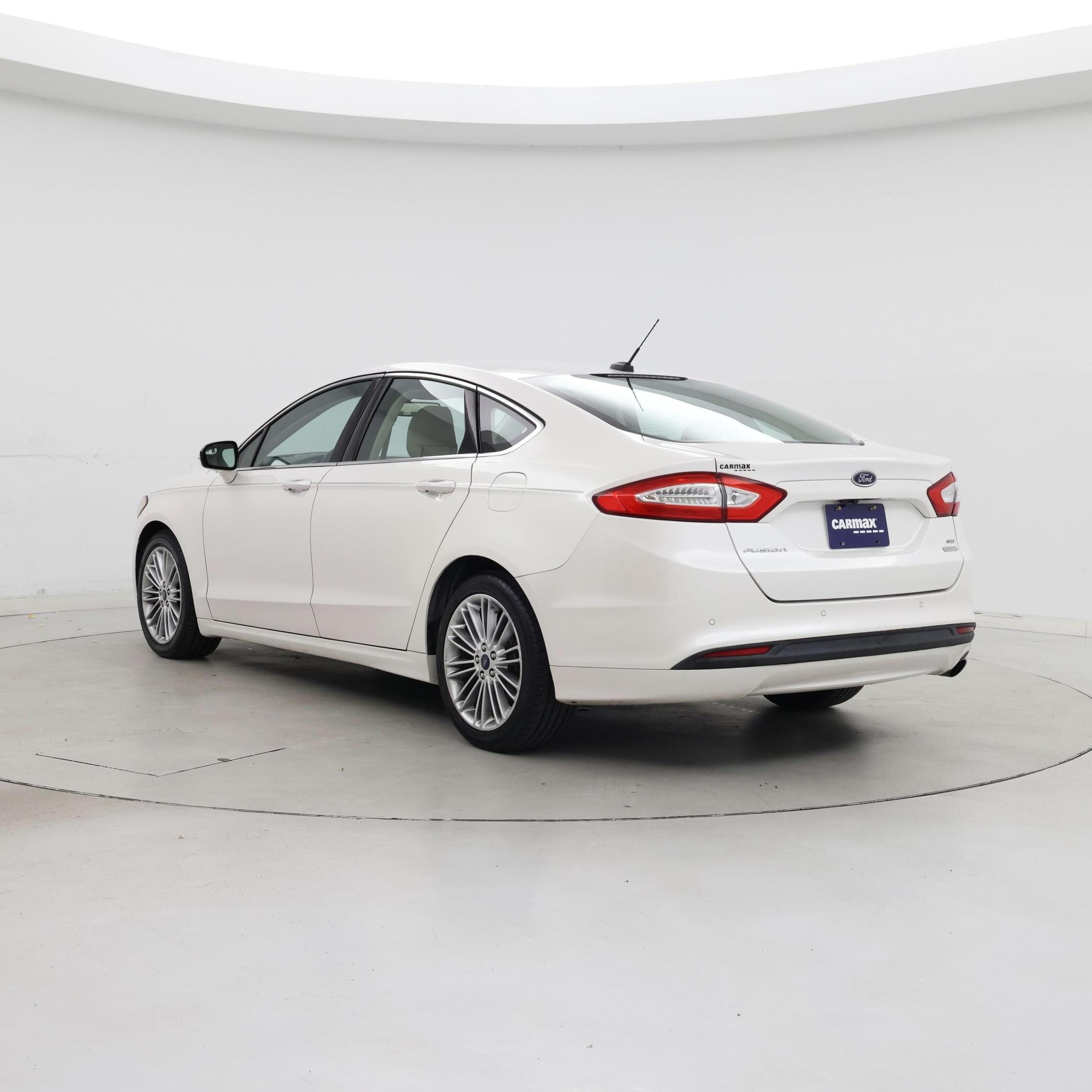 Thumbnail: 2014 Ford Fusion - 2