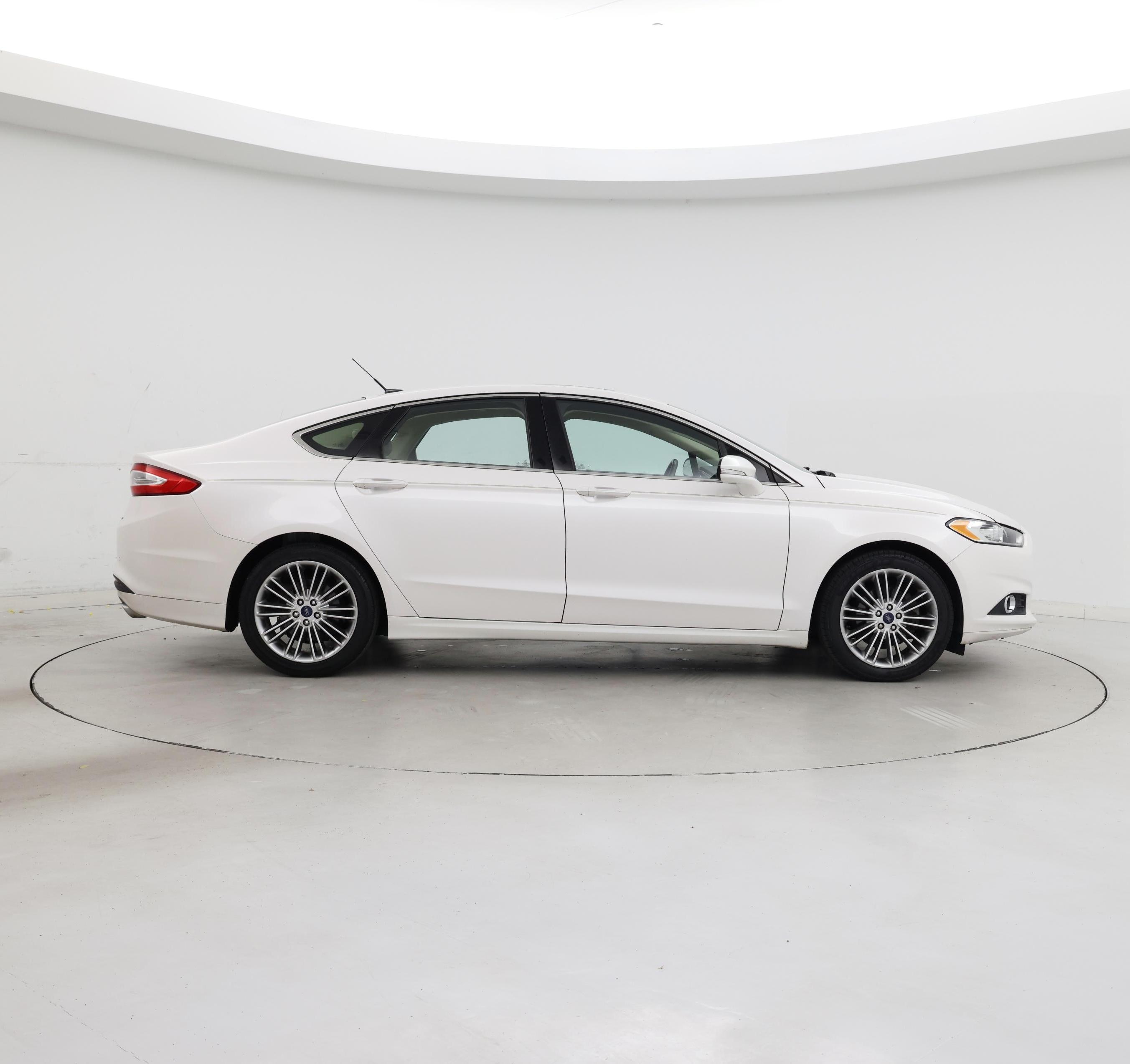 Thumbnail: 2014 Ford Fusion - 7