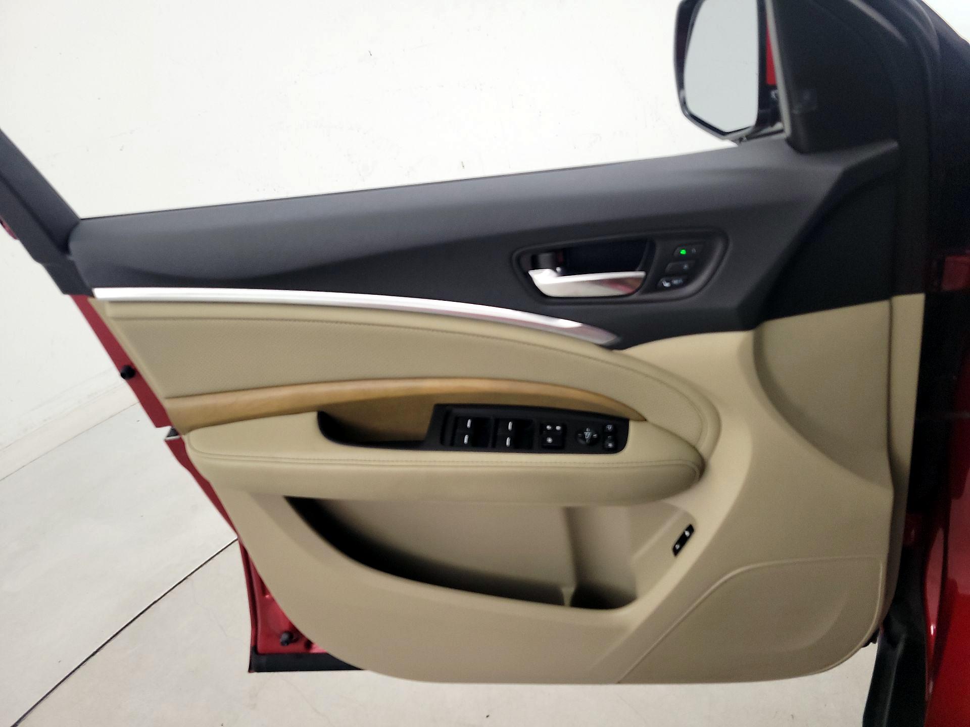 Thumbnail: 2020 Acura MDX - 12