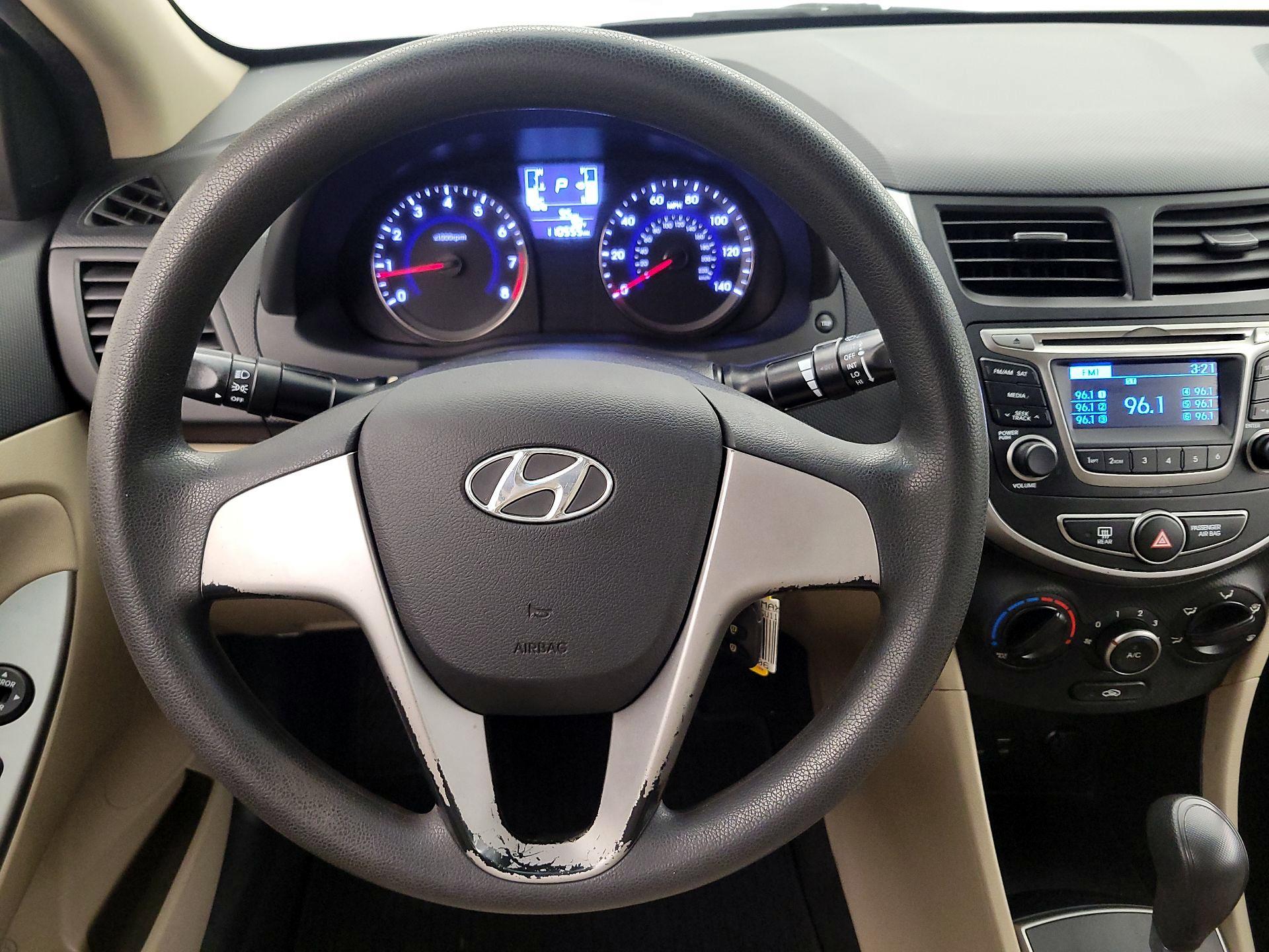 Thumbnail: 2016 Hyundai Accent - 10