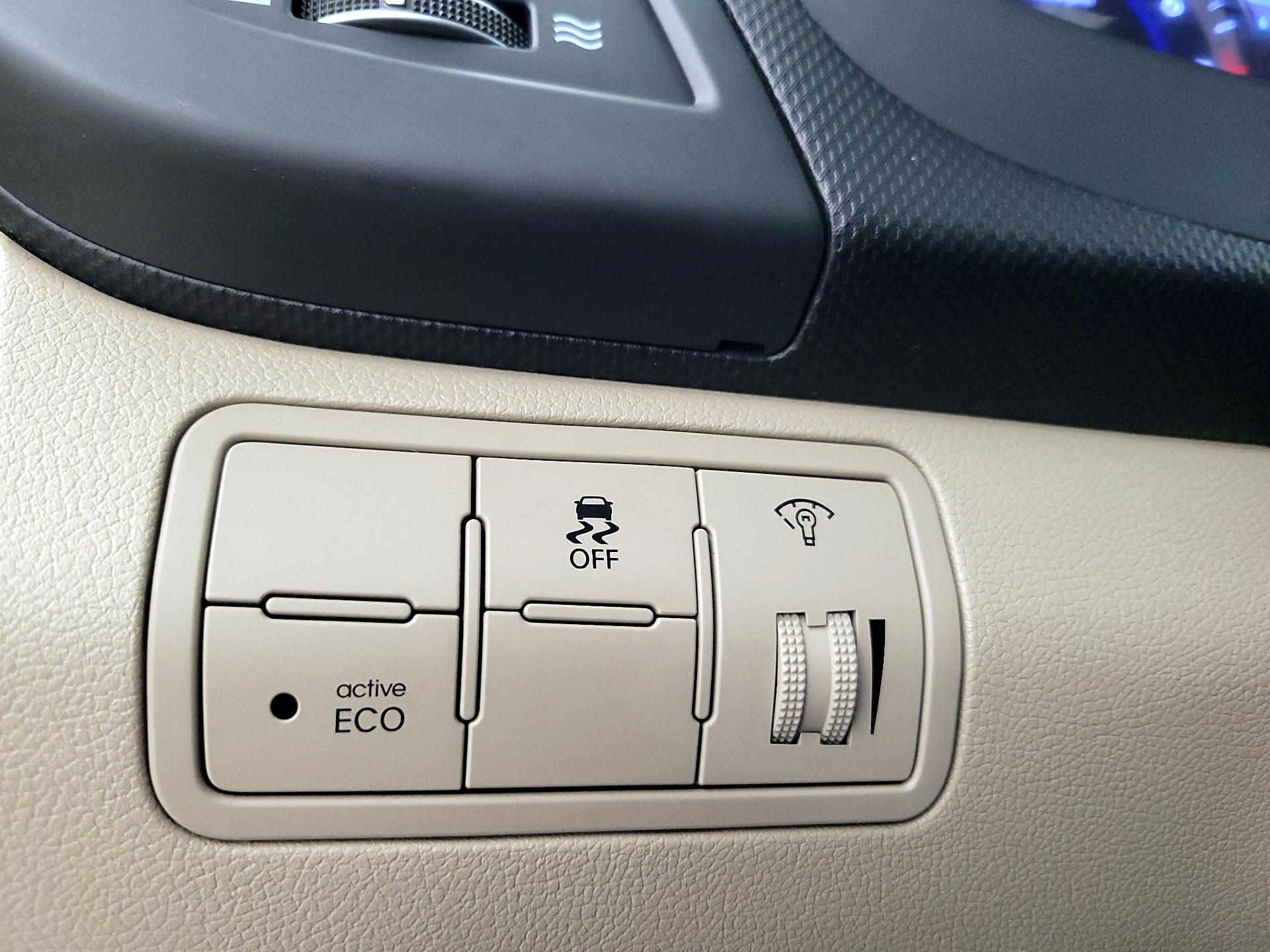 Thumbnail: 2016 Hyundai Accent - 13