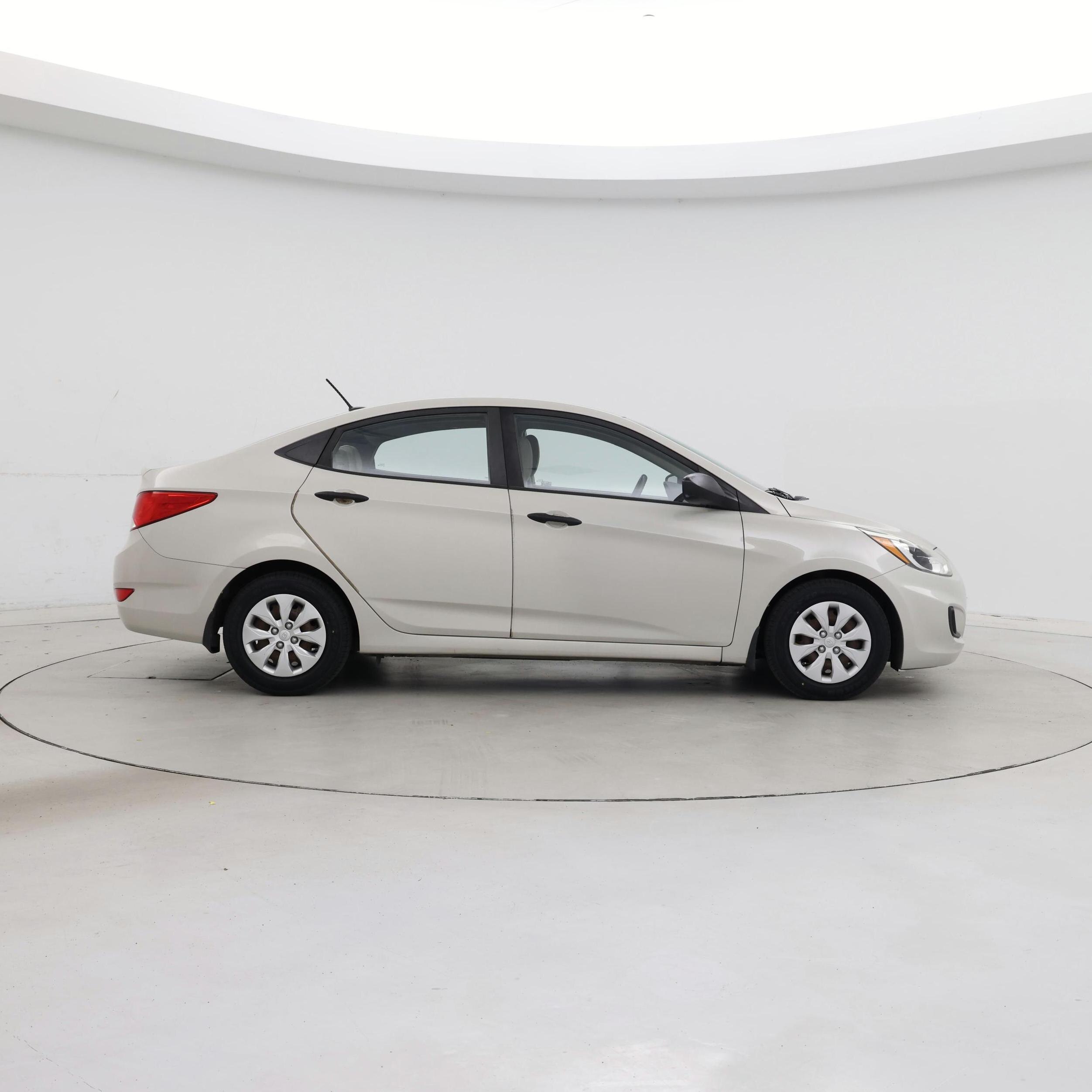 Thumbnail: 2016 Hyundai Accent - 7