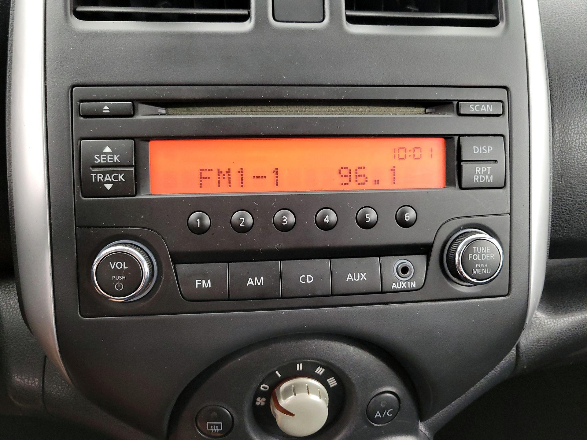 Thumbnail: 2014 Nissan Versa Note - 14
