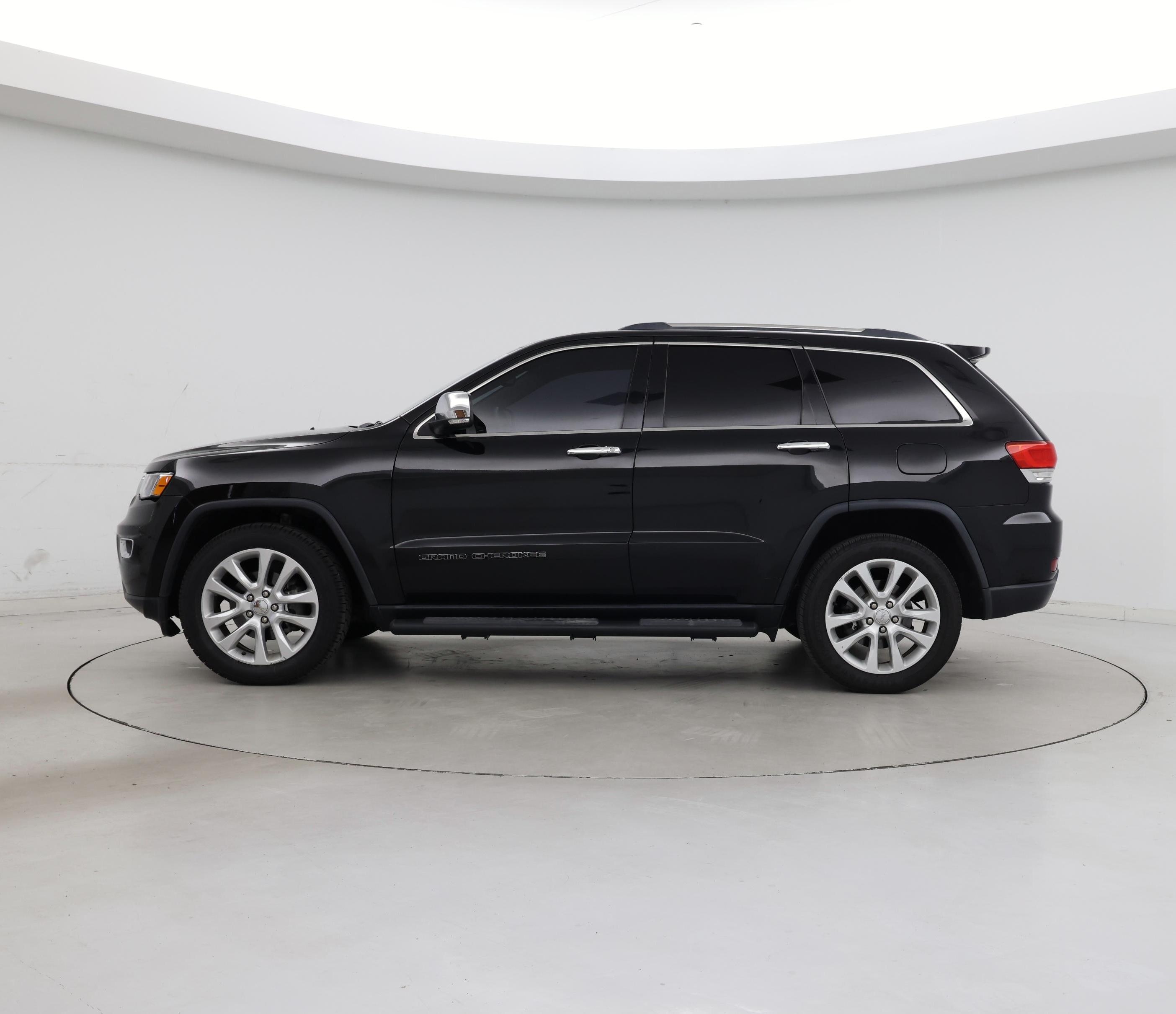 Thumbnail: 2017 Jeep Grand Cherokee - 3