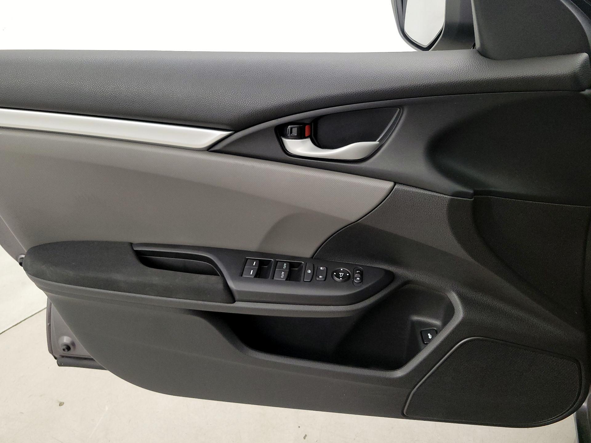 Thumbnail: 2019 Honda Civic - 12