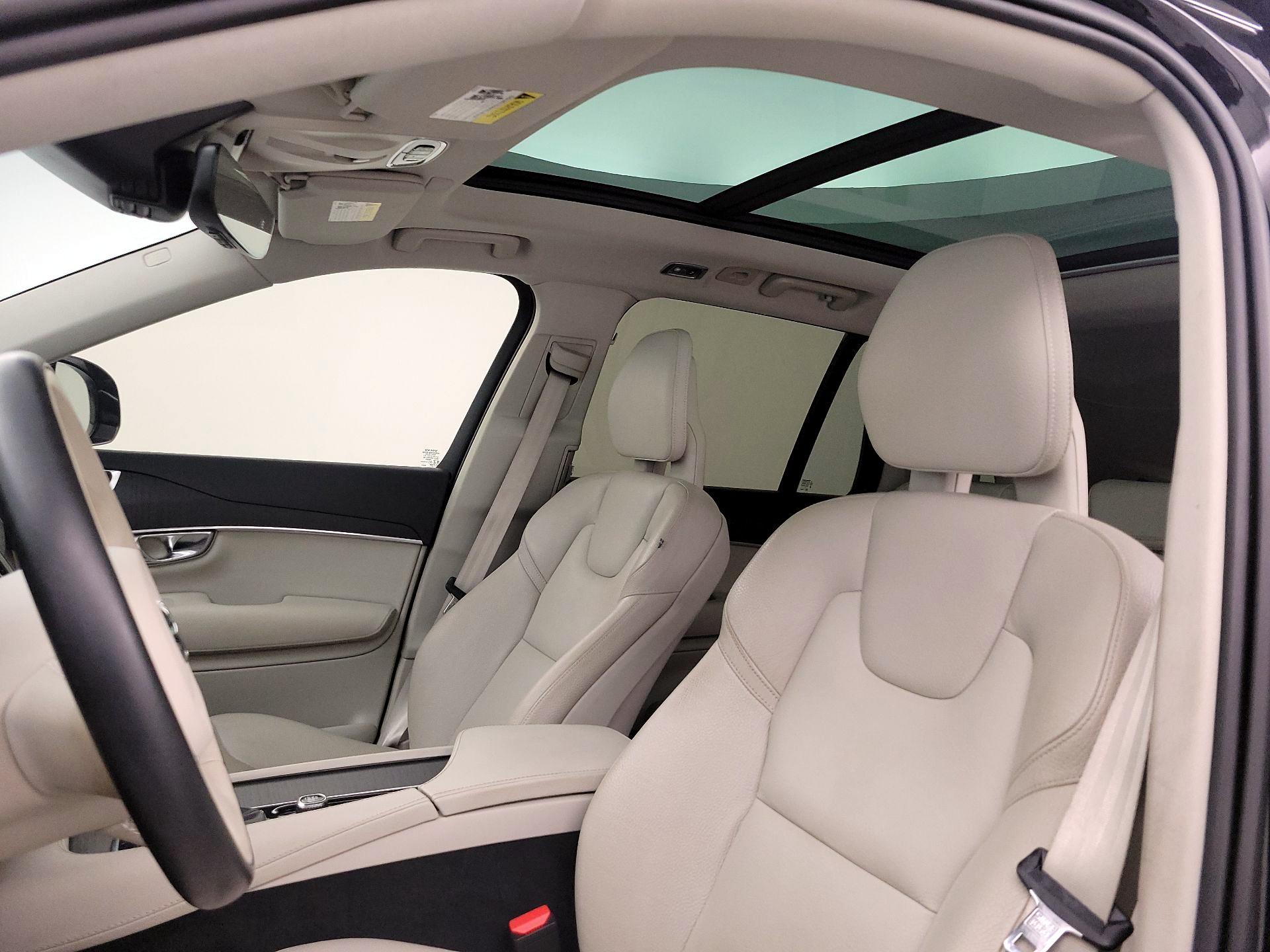 Thumbnail: 2020 Volvo XC90 - 20