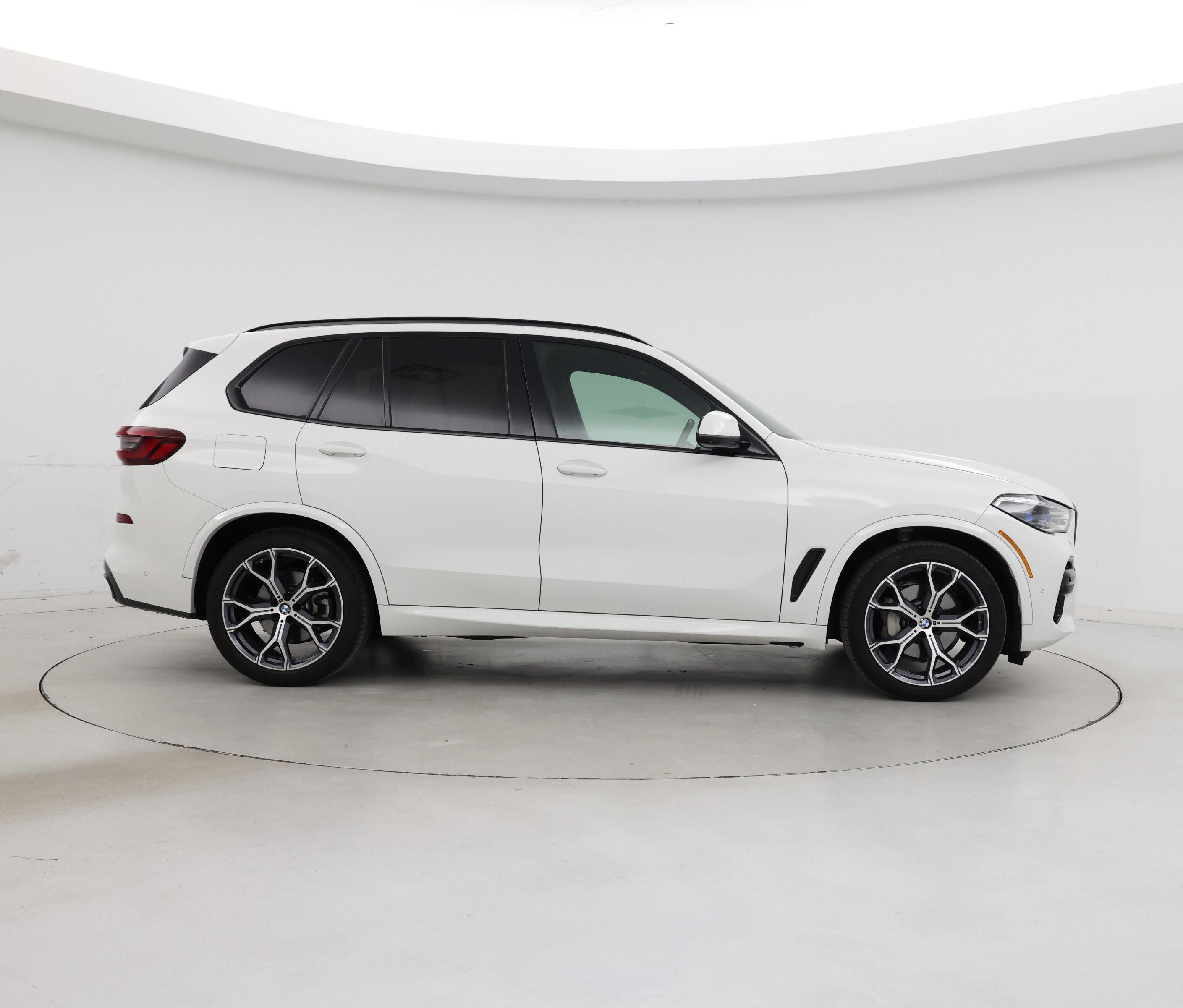 Thumbnail: 2023 BMW X5 - 7