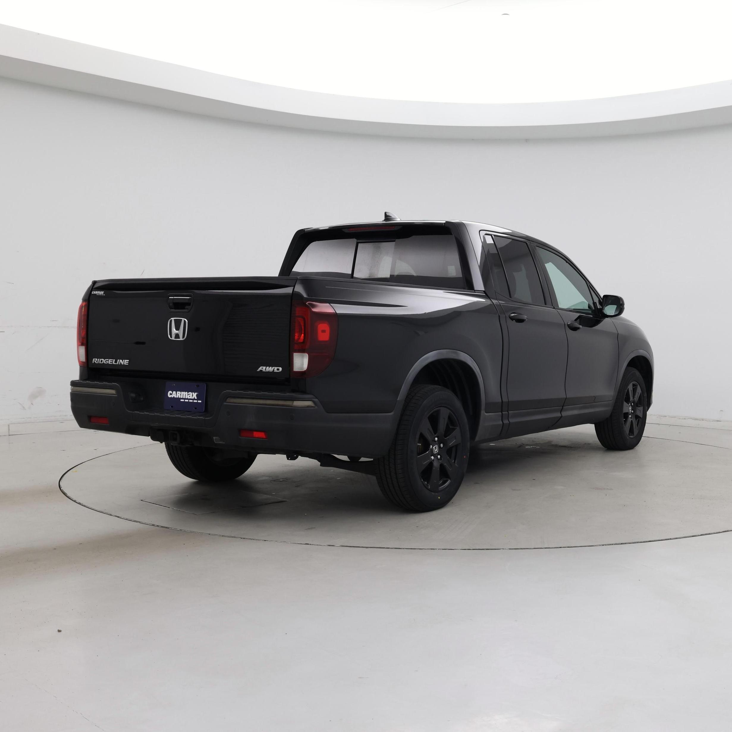 Thumbnail: 2017 Honda Ridgeline - 8