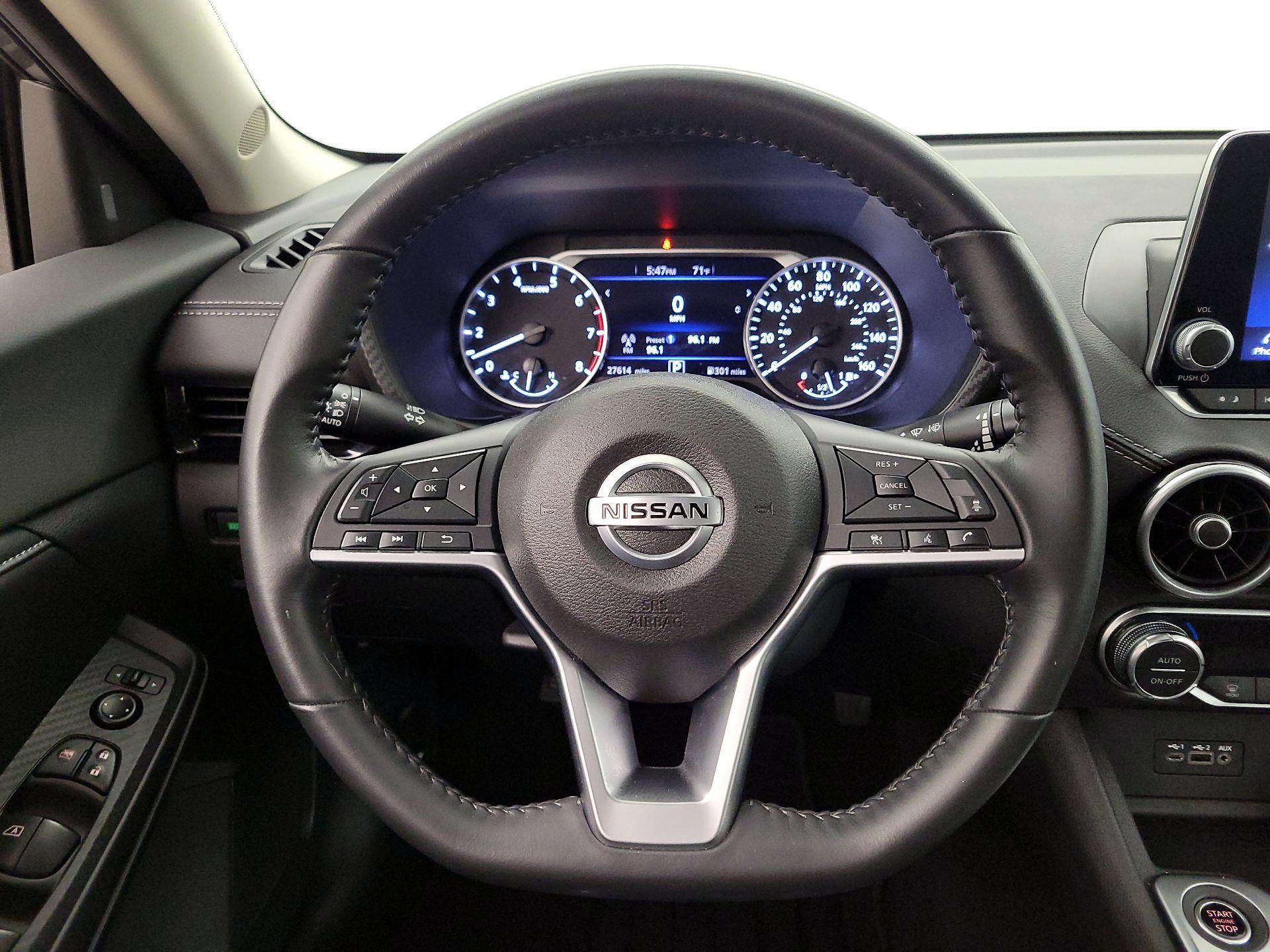 Thumbnail: 2021 Nissan Sentra - 10