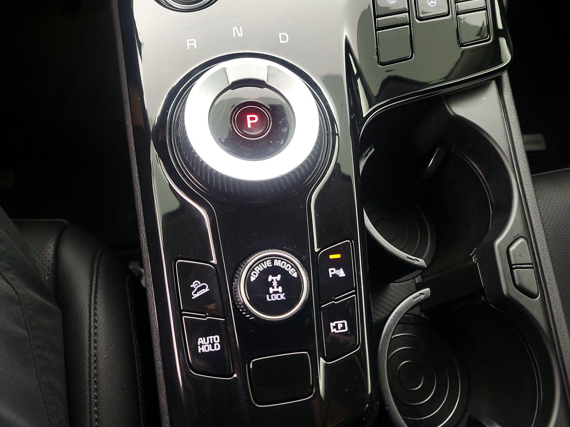 Thumbnail: 2023 Kia Sportage - 17