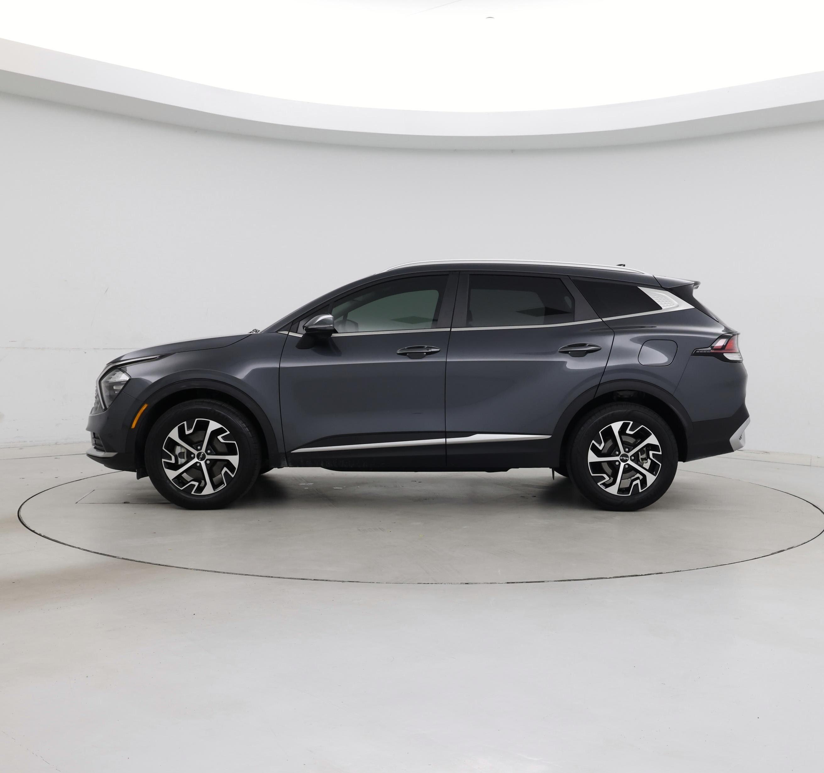 Thumbnail: 2023 Kia Sportage - 3