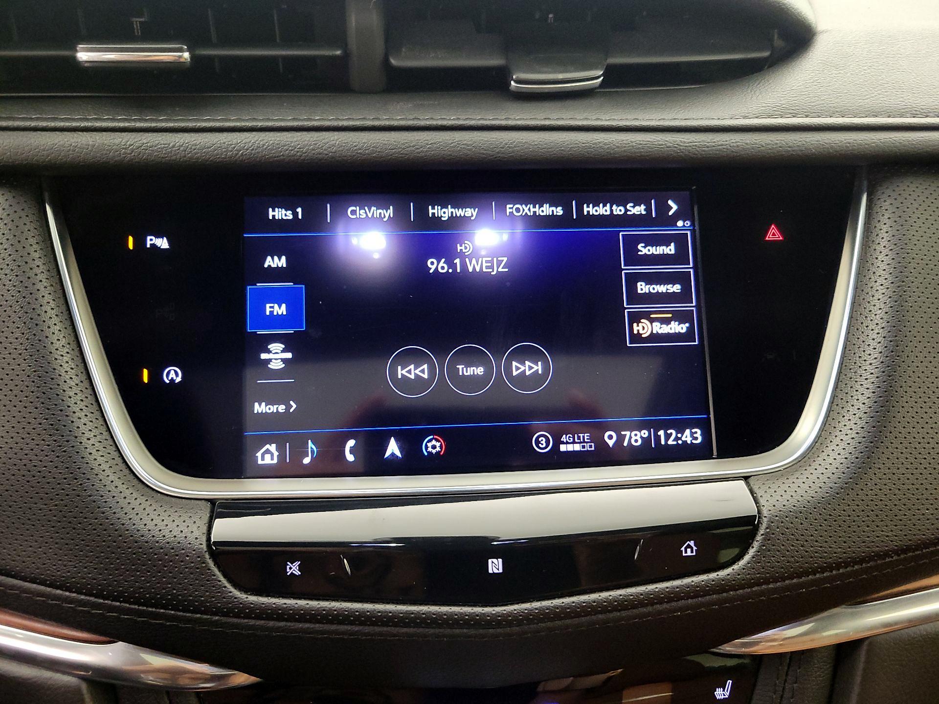 Thumbnail: 2020 Cadillac XT5 - 16