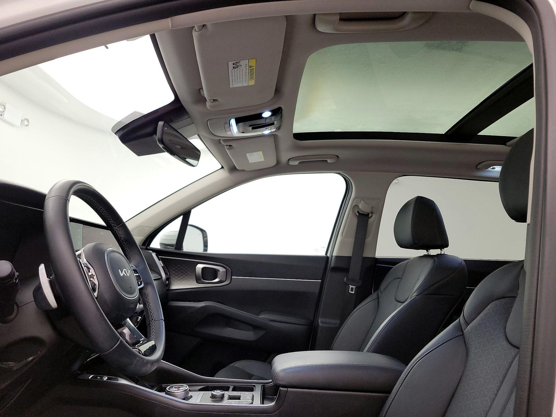 Thumbnail: 2023 Kia Sorento - 20