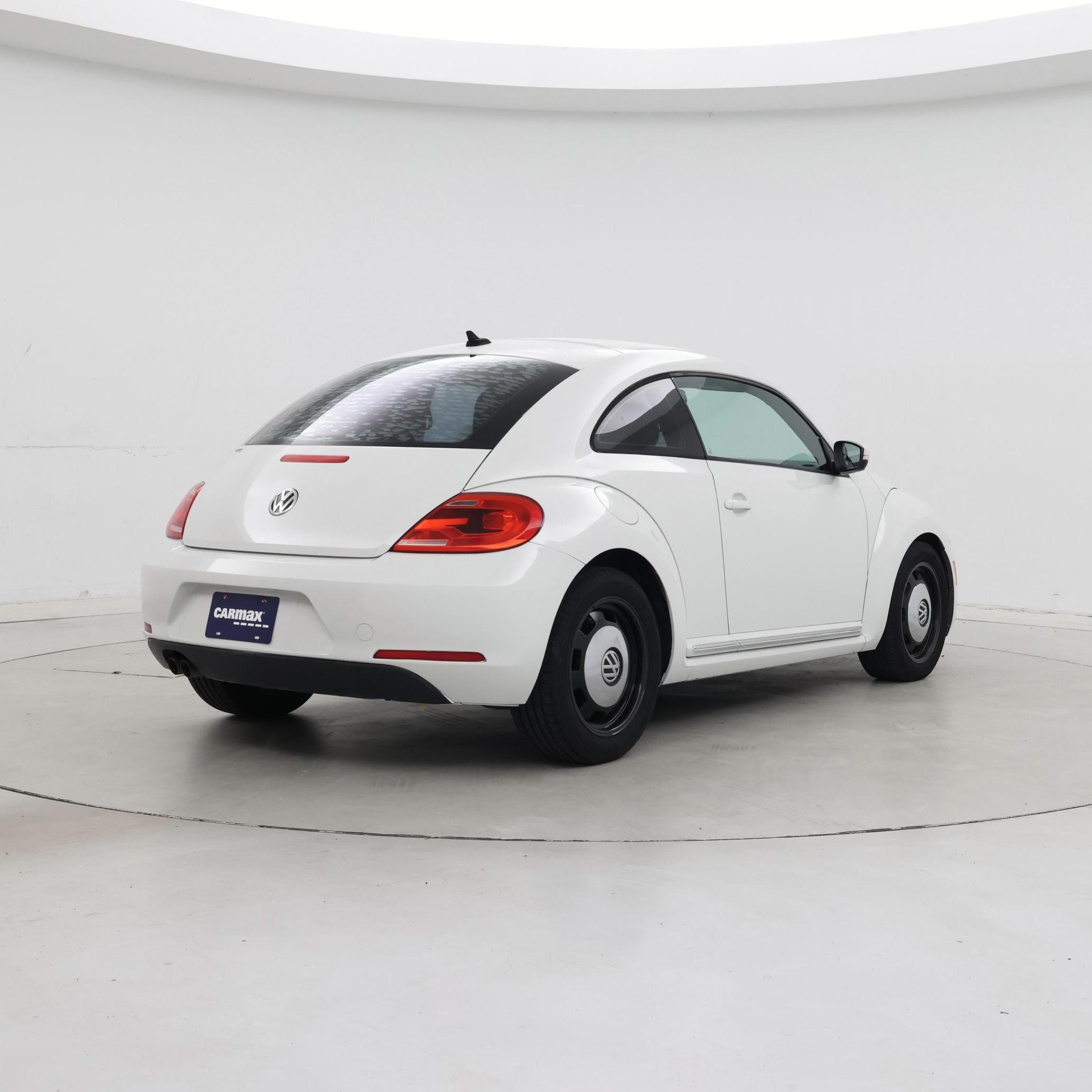 Thumbnail: 2014 Volkswagen Beetle - 8