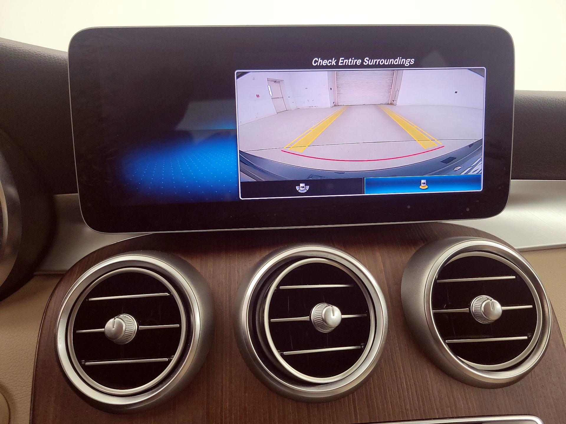 Thumbnail: 2020 Mercedes-Benz C-Class - 14