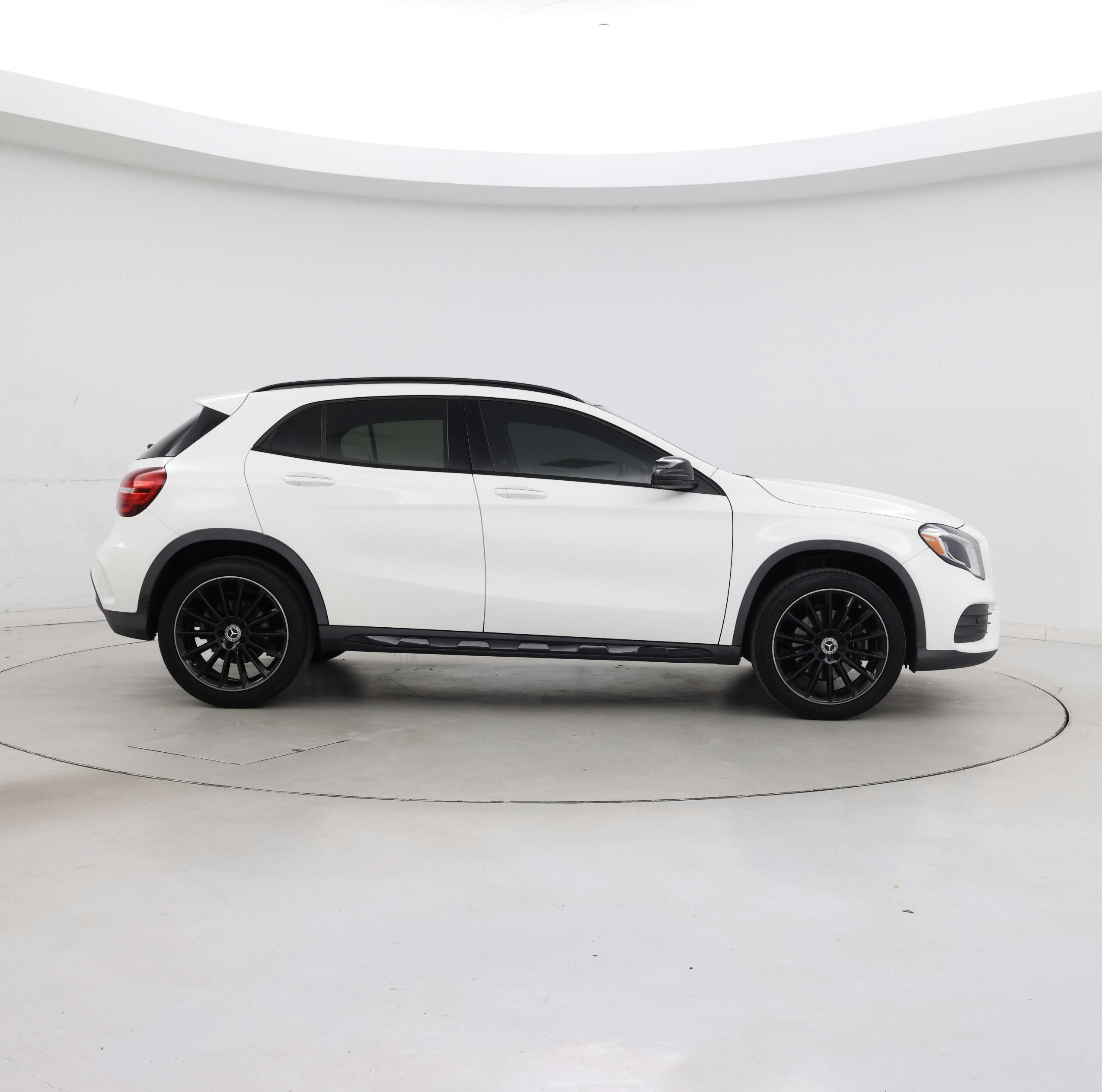 Thumbnail: 2020 Mercedes-Benz GLA - 7