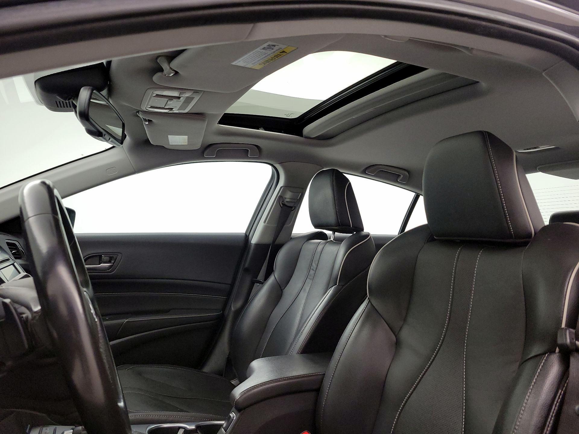Thumbnail: 2021 Acura ILX - 19