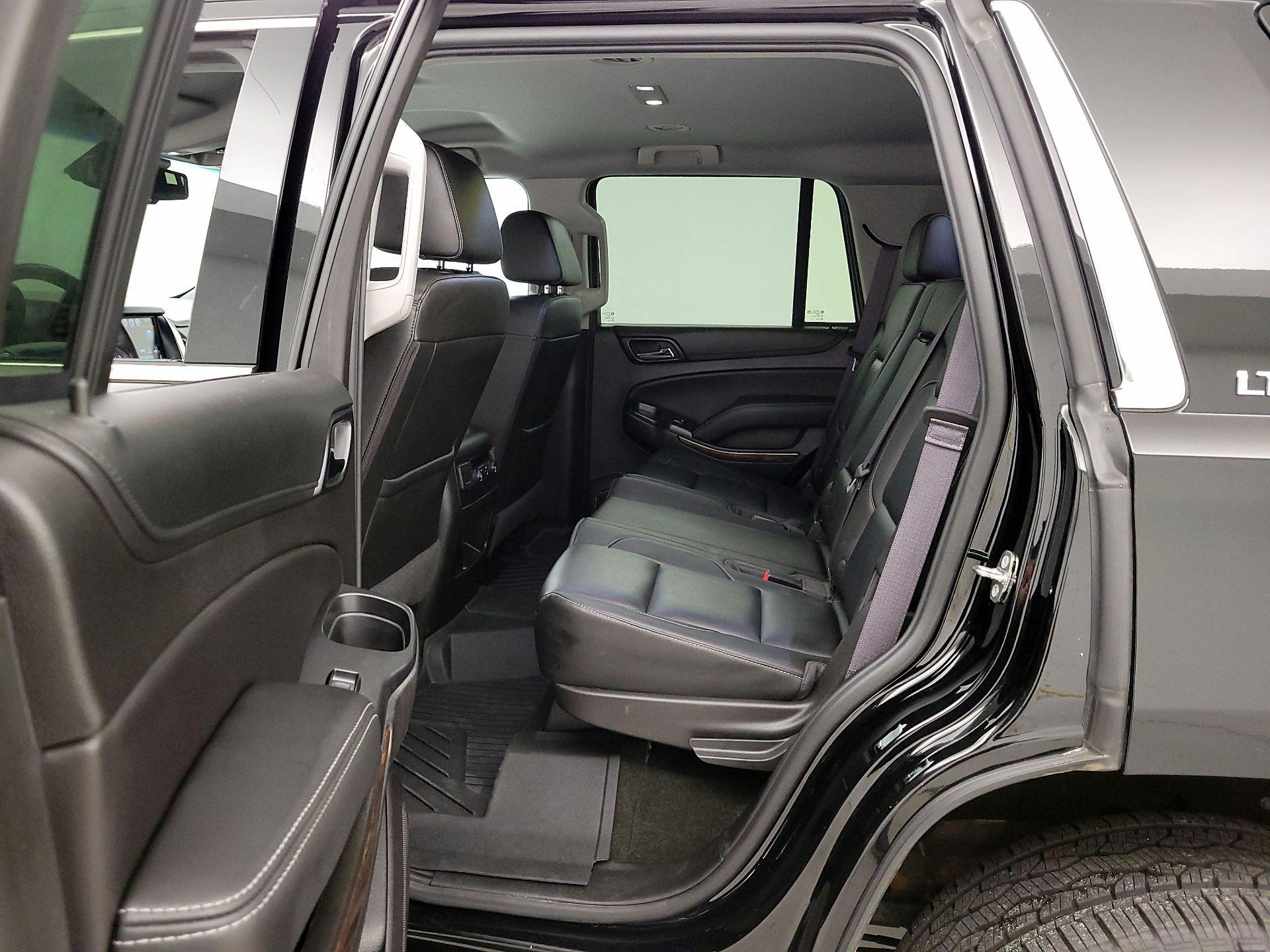 Thumbnail: 2017 Chevrolet Tahoe - 19