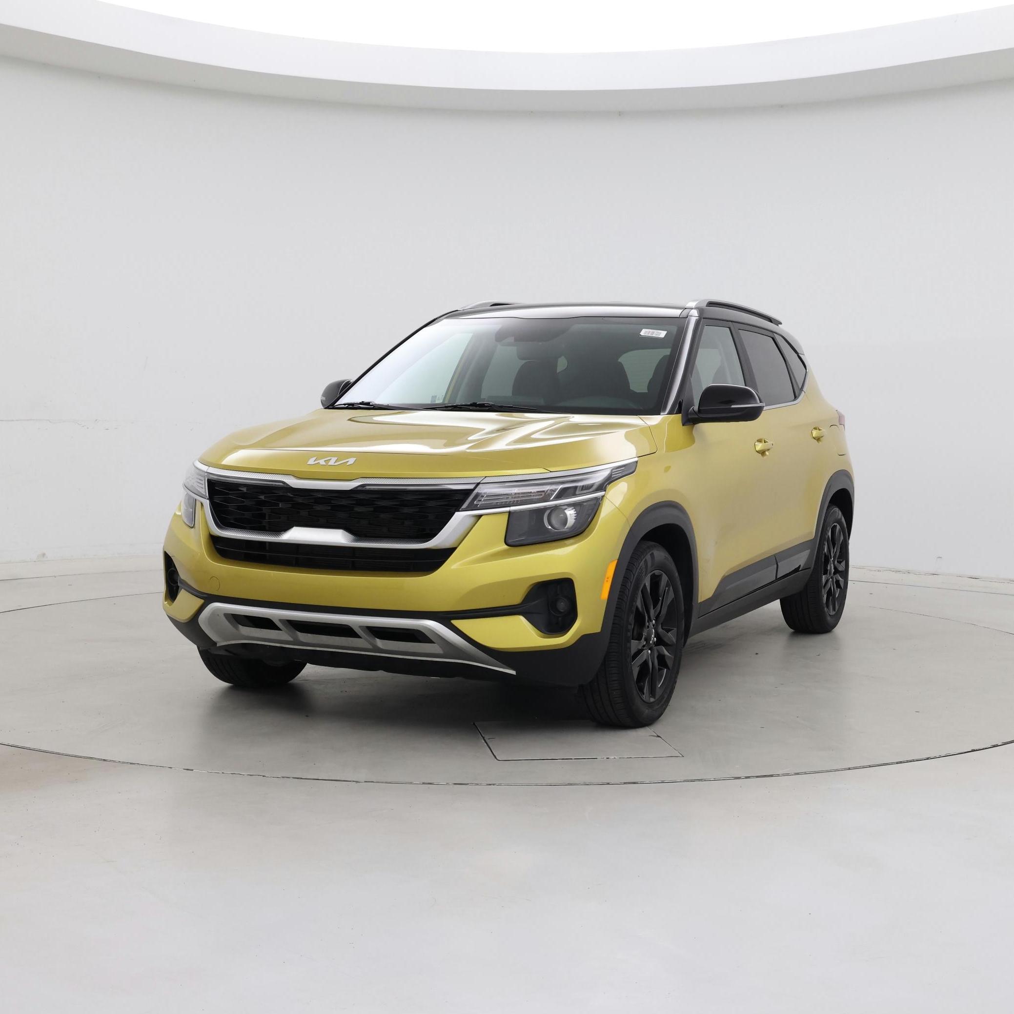 Thumbnail: 2022 Kia Seltos - 4