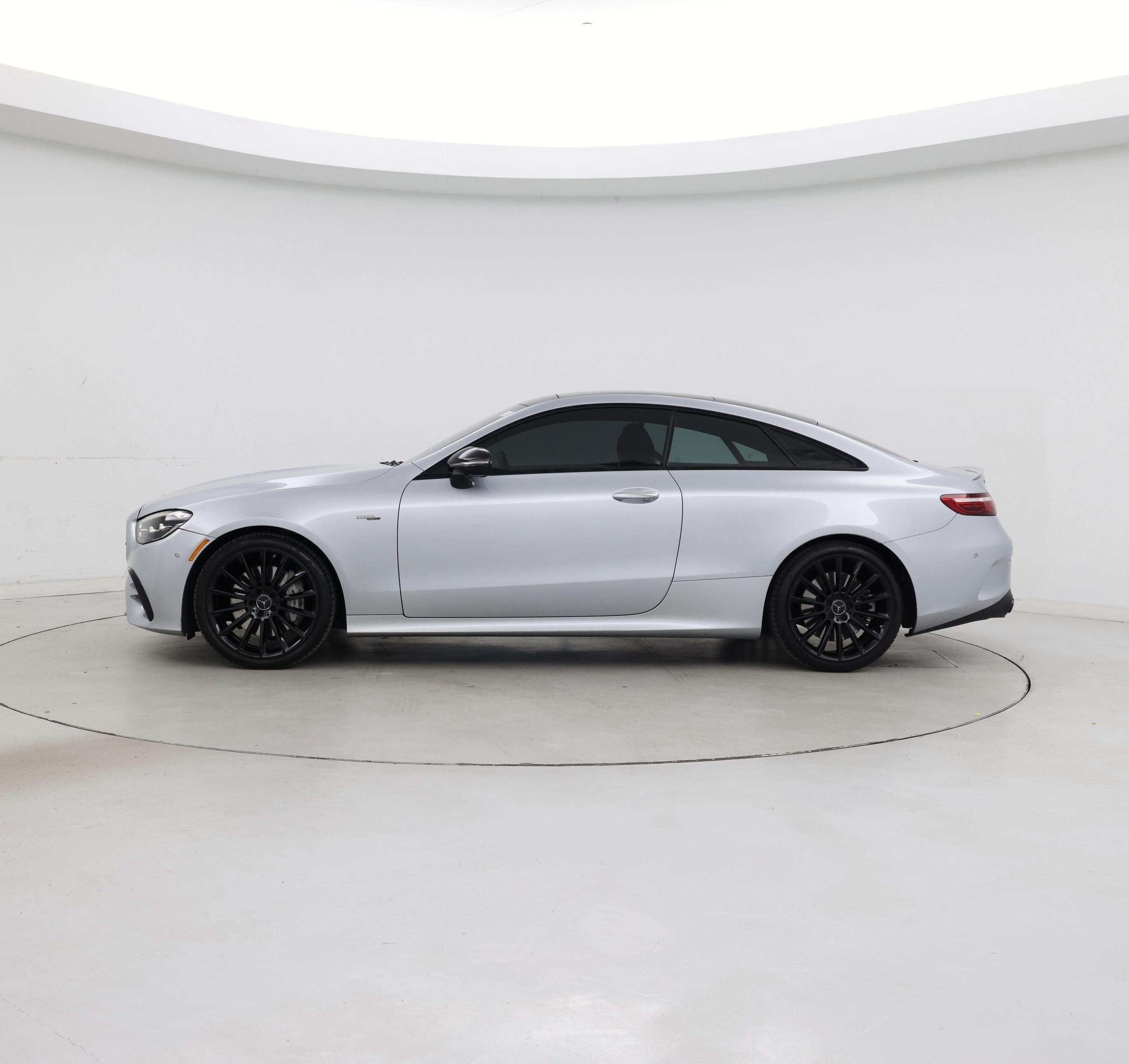 Thumbnail: 2022 Mercedes-Benz E-Class - 3