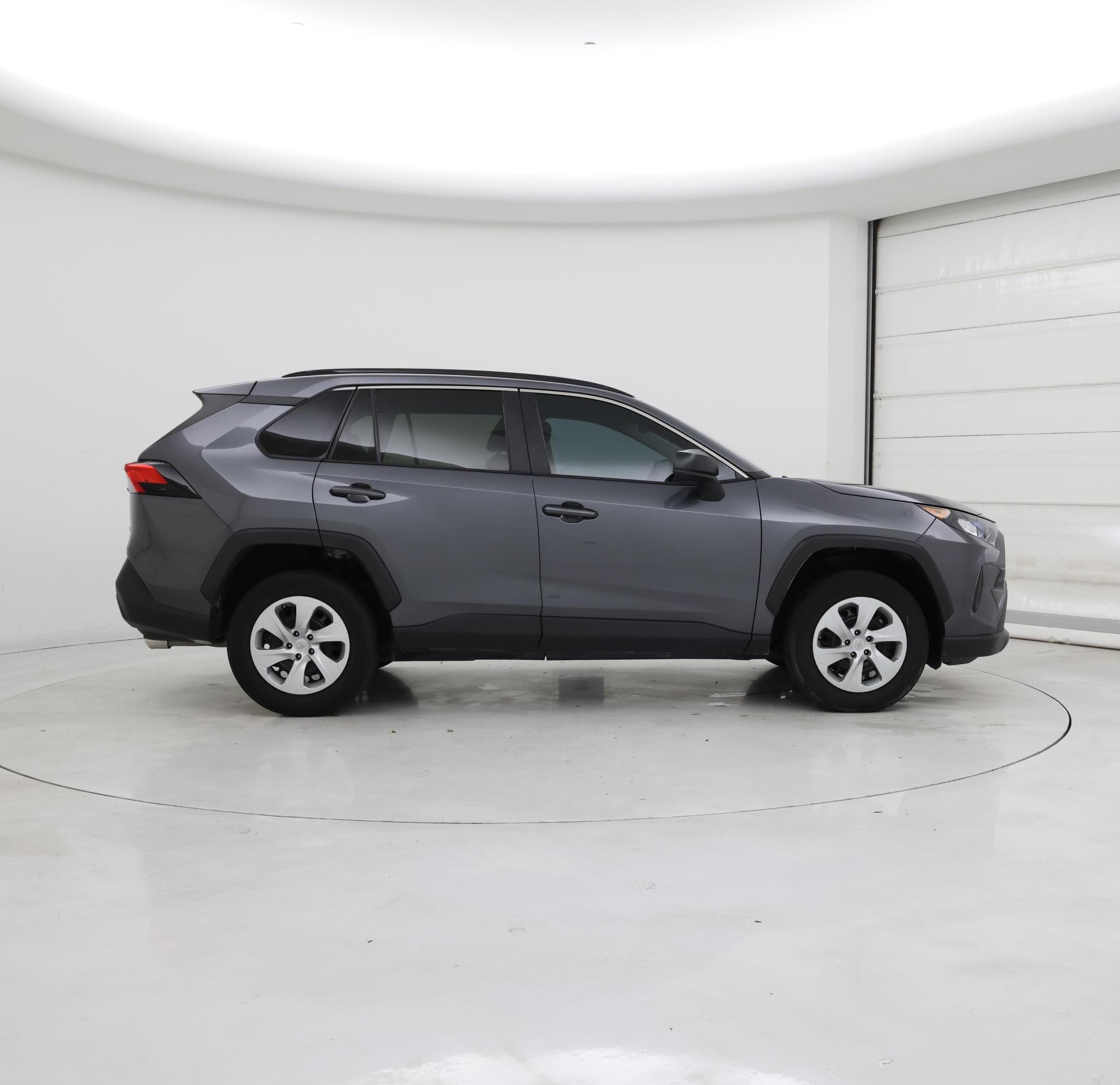 Thumbnail: 2021 Toyota RAV4 - 7