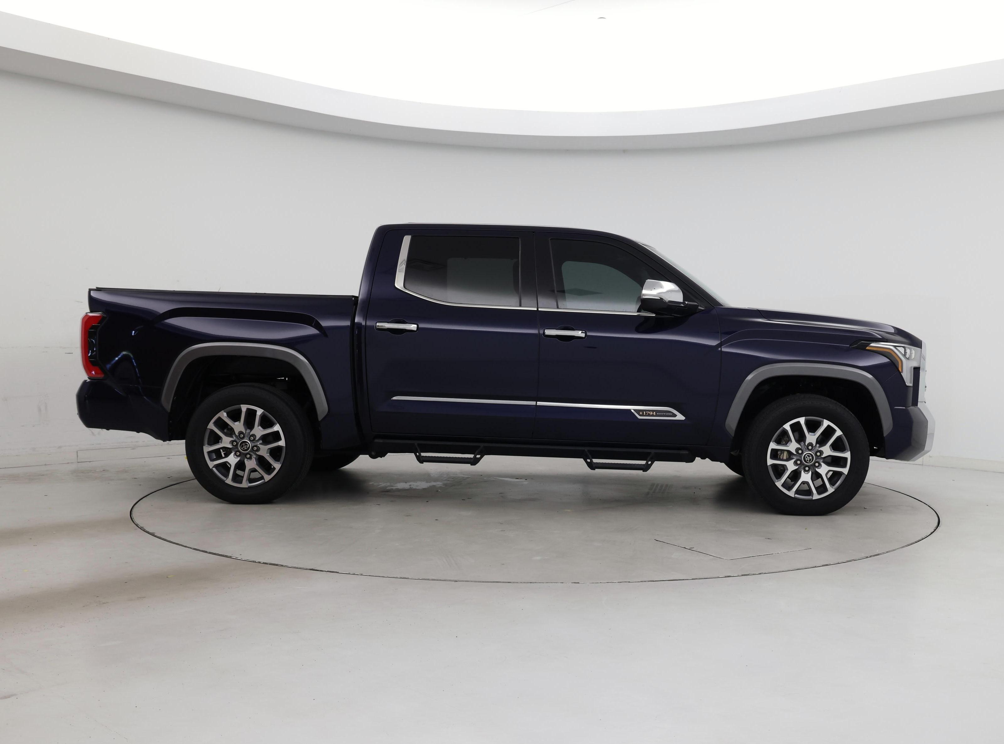 Thumbnail: 2023 Toyota Tundra - 7