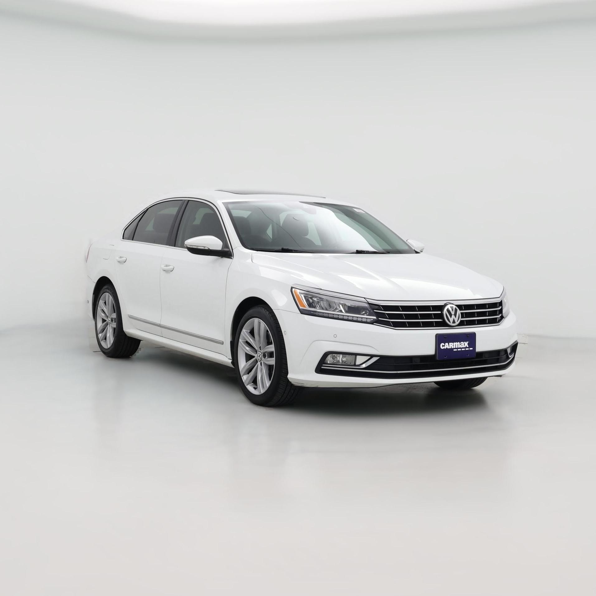 Thumbnail: 2018 Volkswagen Passat - 1
