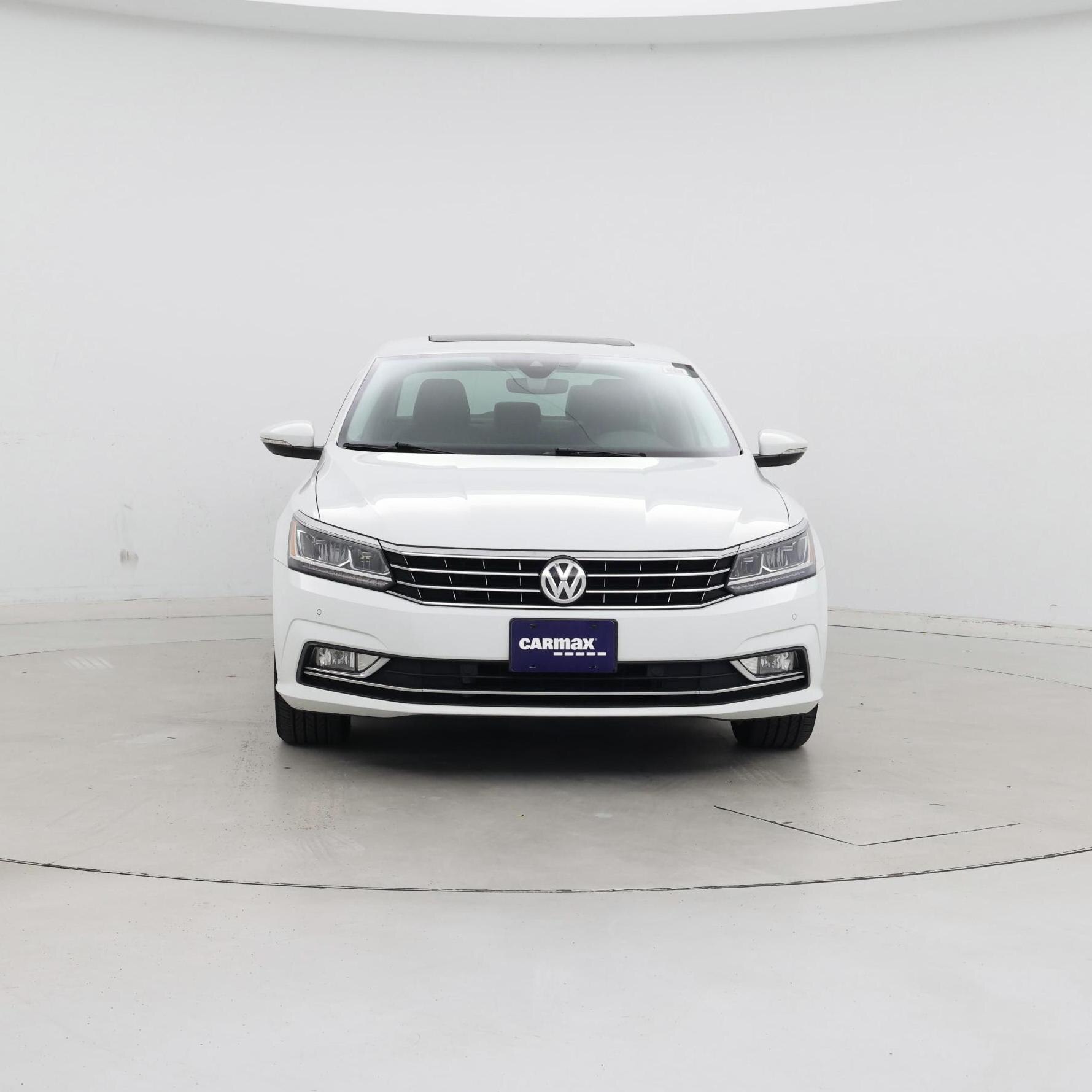 Thumbnail: 2018 Volkswagen Passat - 5