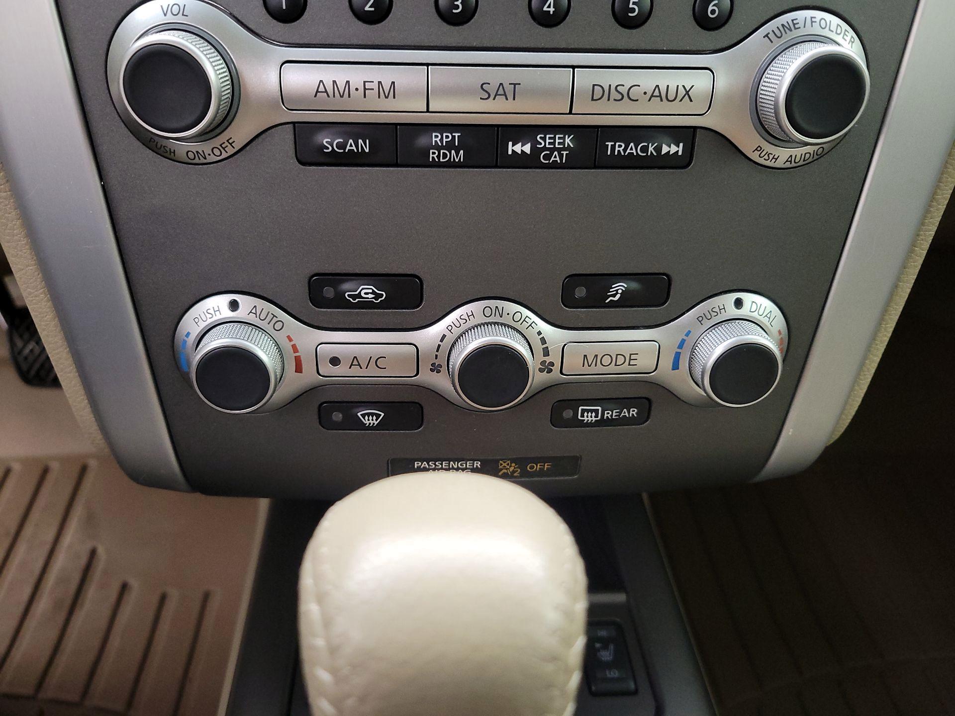 Thumbnail: 2014 Nissan Murano - 17
