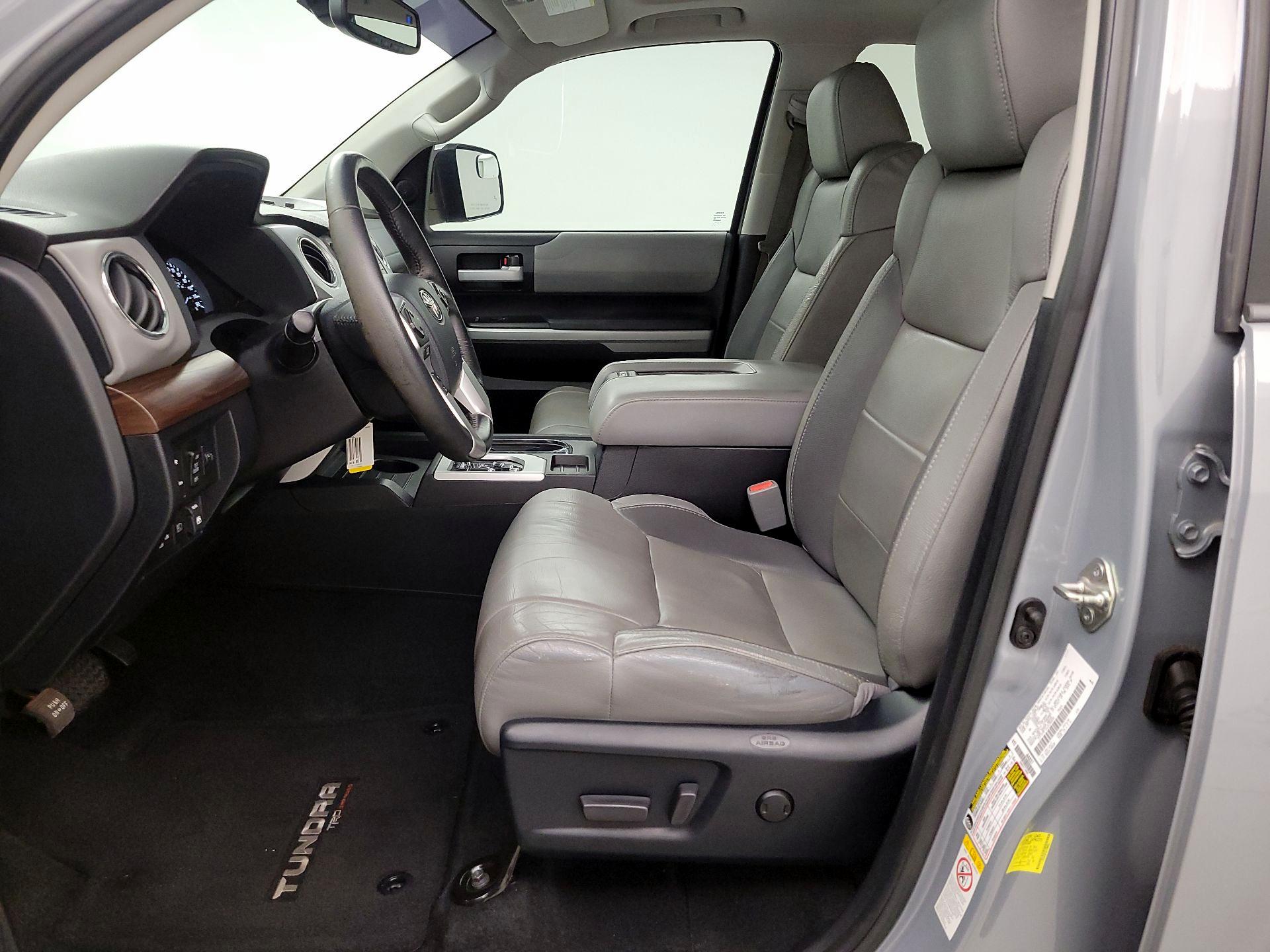 Thumbnail: 2018 Toyota Tundra - 11